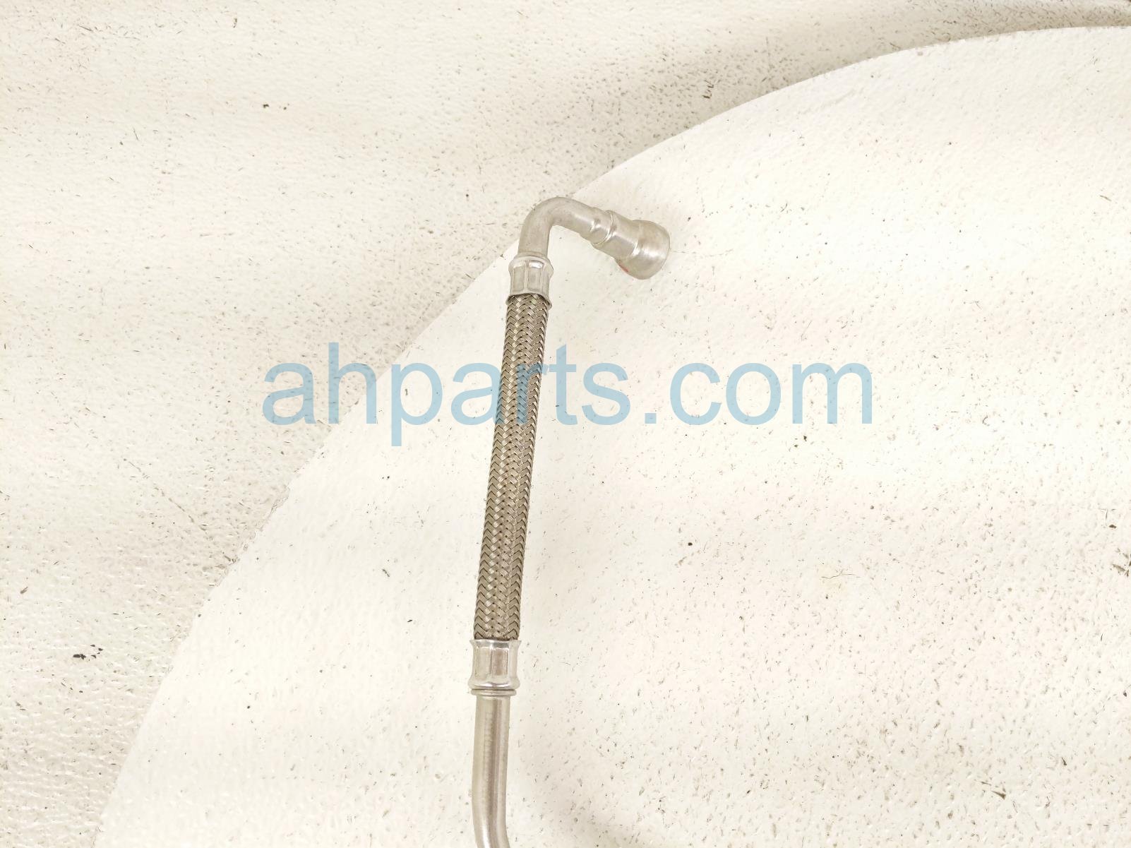 2024 Chevy Corvette Fuel Feed Pipe 6.2l 86807407 Replacement 2024 Chevy Corvette Fuel Feed Pipe 6.2l 86807407 Replacement thumbnail