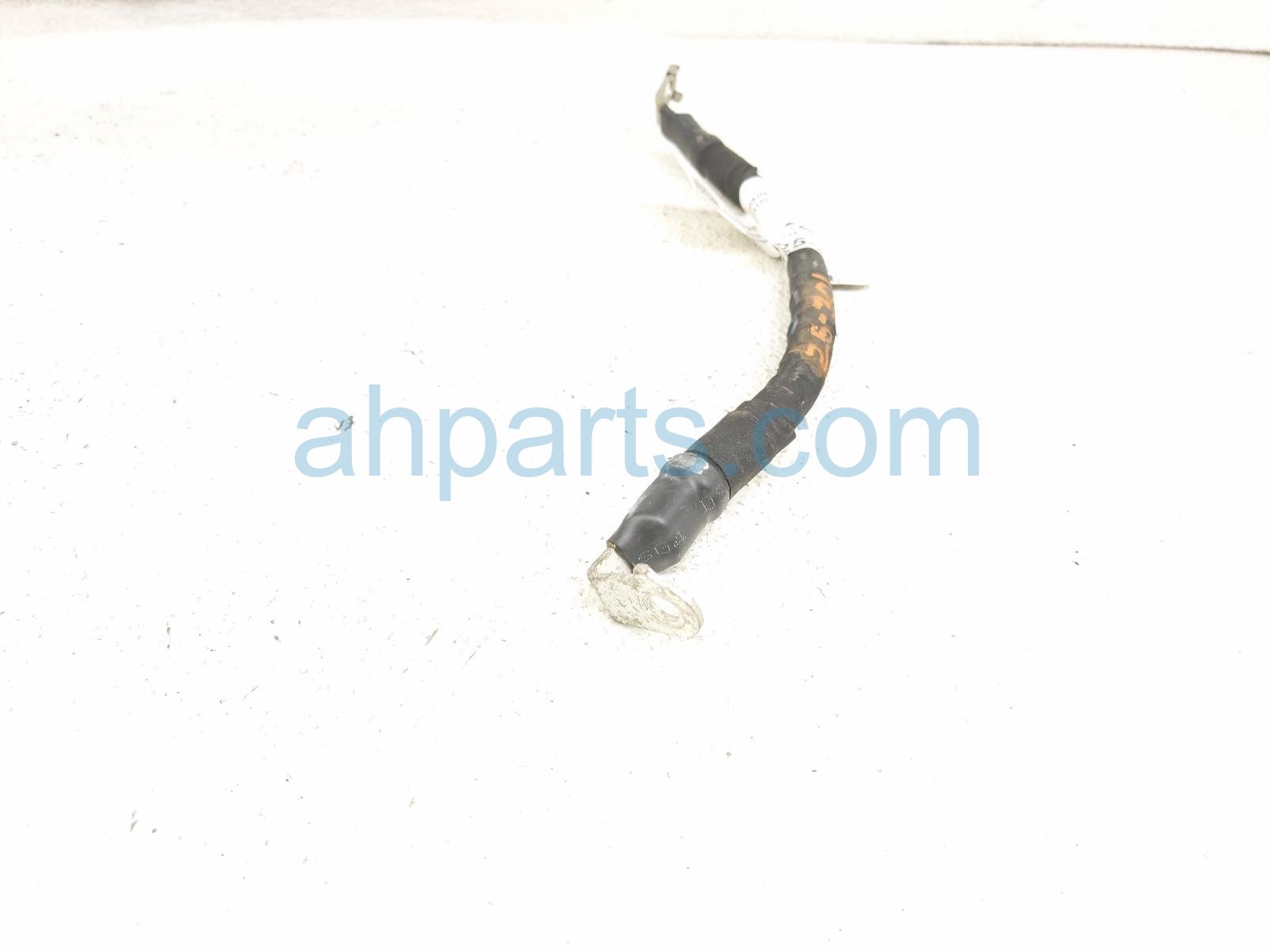 2024 Chevy Corvette Positive Battery Cable 6.2l 84660329 Replacement 2024 Chevy Corvette Positive Battery Cable 6.2l 84660329 Replacement thumbnail