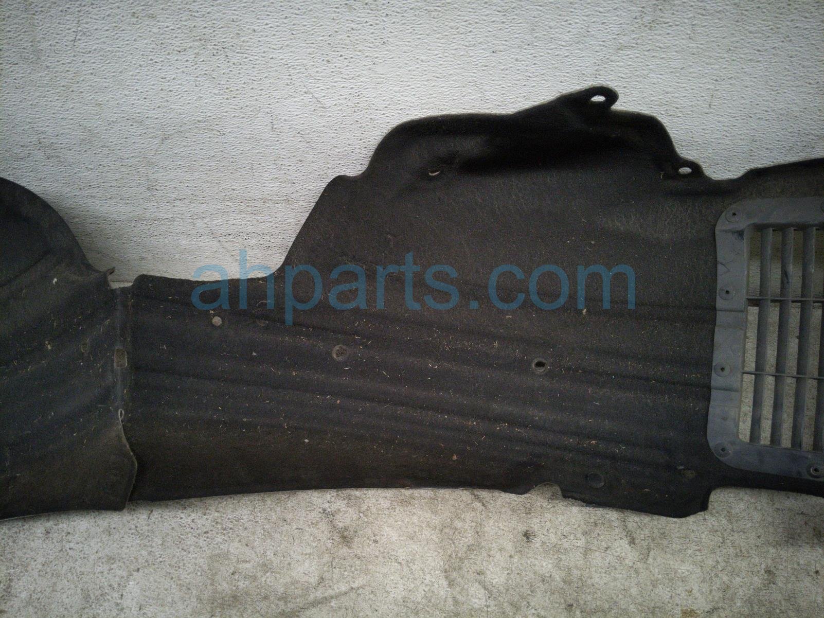 2018 Honda Clarity Front Driver Inner Fender Liner 74150 TRW A01 Replacement 2018 Honda Clarity Front Driver Inner Fender Liner 74150 TRW A01 Replacement thumbnail