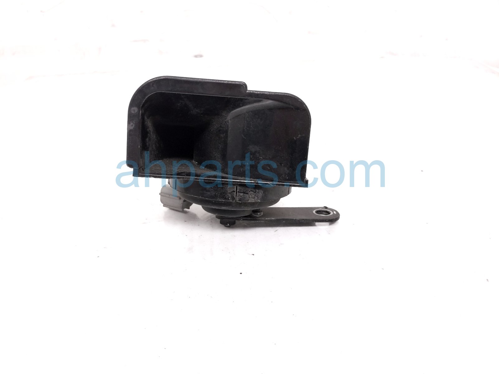 Honda HIGH PITCH NOTE HORN RH