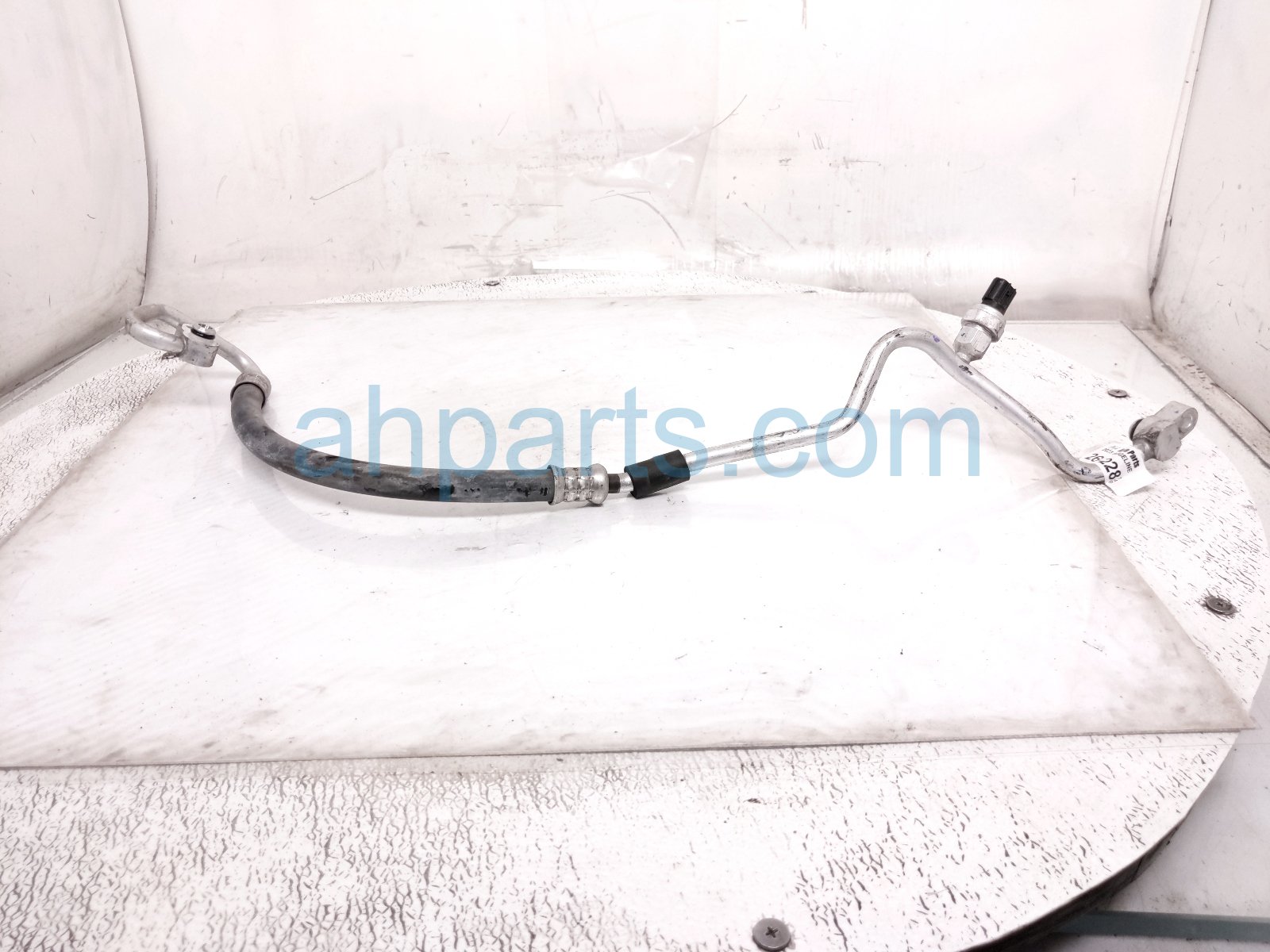 Honda A/C DISCHARGE PIPE - 3.5L AWD