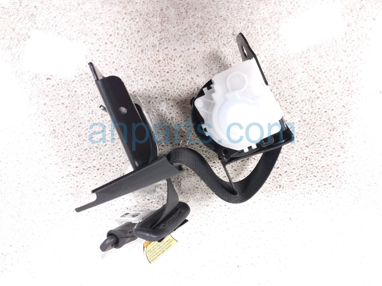 $75 Toyota REAR MID SEAT BELT RETRACTOR - CREW