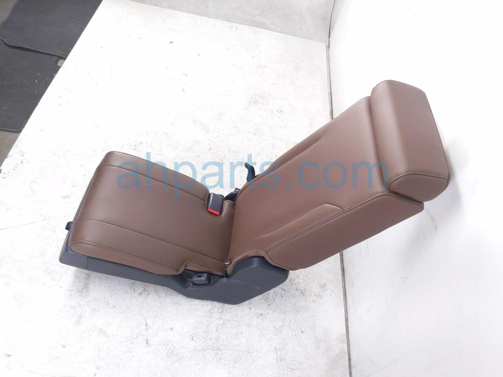 2023 Acura MDX Rear / Back (2nd Row) 2nd Row Ctr Seat Assy Brn Lthr 81921 TYA A41ZB Replacement 2023 Acura MDX Rear / Back (2nd Row) 2nd Row Ctr Seat Assy Brn Lthr 81921 TYA A41ZB Replacement thumbnail