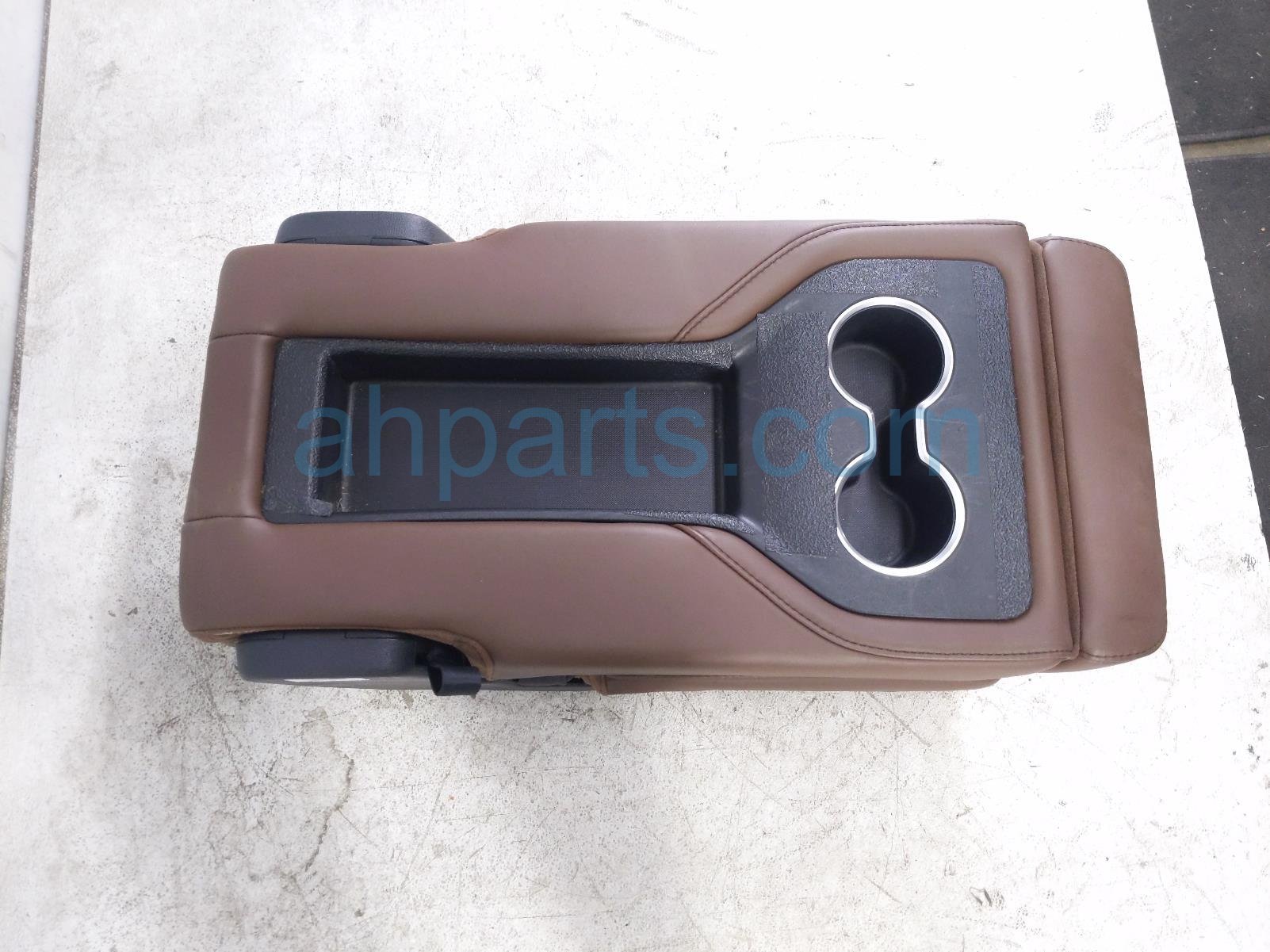 2023 Acura MDX Rear / Back (2nd Row) 2nd Row Ctr Seat Assy Brn Lthr 81921 TYA A41ZB Replacement 2023 Acura MDX Rear / Back (2nd Row) 2nd Row Ctr Seat Assy Brn Lthr 81921 TYA A41ZB Replacement thumbnail