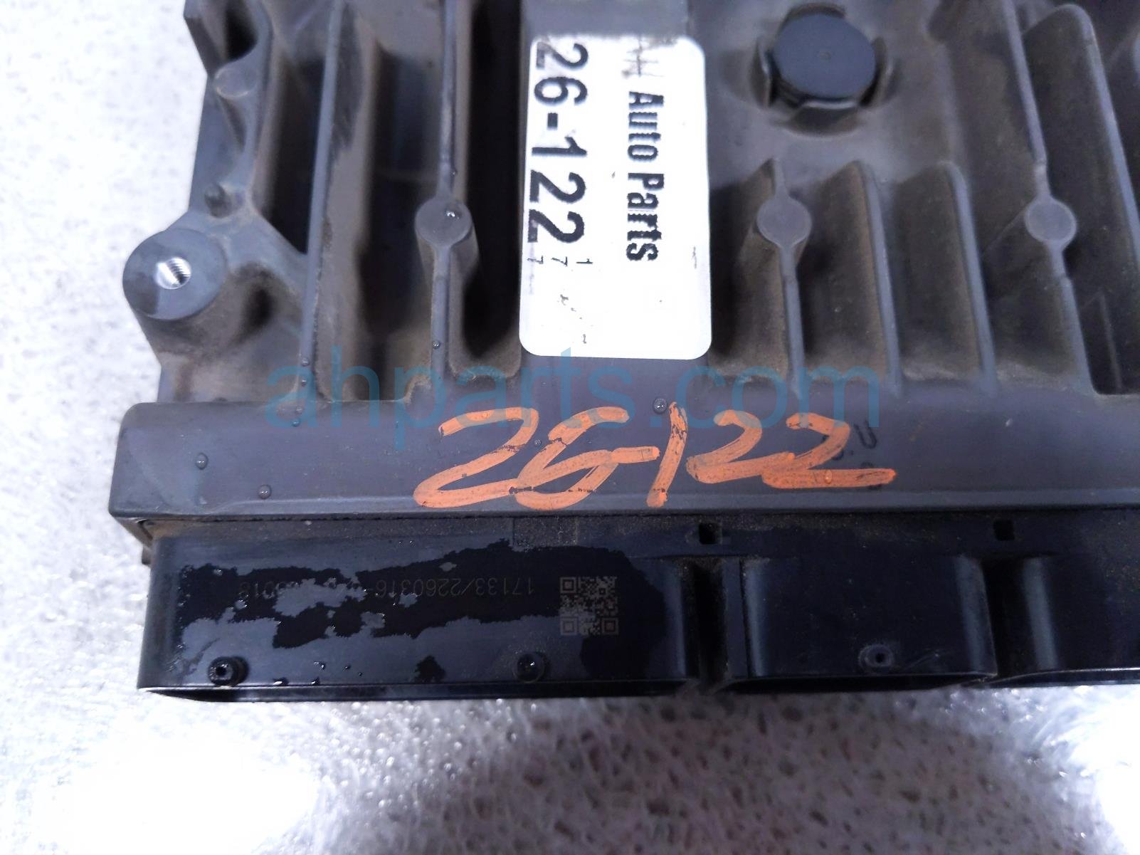 2018 Toyota Camry Ecu / Computer Engine Control Module 2.5l At Fwd 89661 33T41 Replacement 2018 Toyota Camry Ecu / Computer Engine Control Module 2.5l At Fwd 89661 33T41 Replacement thumbnail