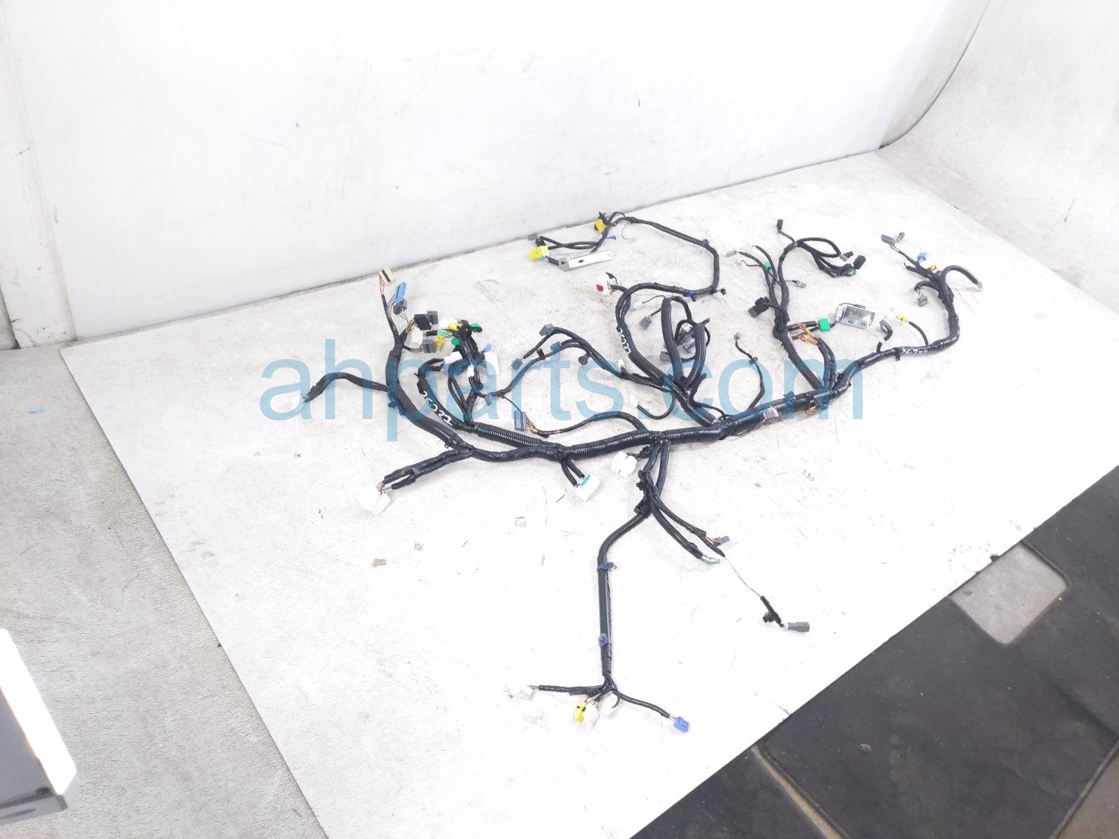 2020 Honda CR V Dash Instrument Wire Harness Tour 32117 TLA A64 Replacement 2020 Honda CR V Dash Instrument Wire Harness Tour 32117 TLA A64 Replacement thumbnail