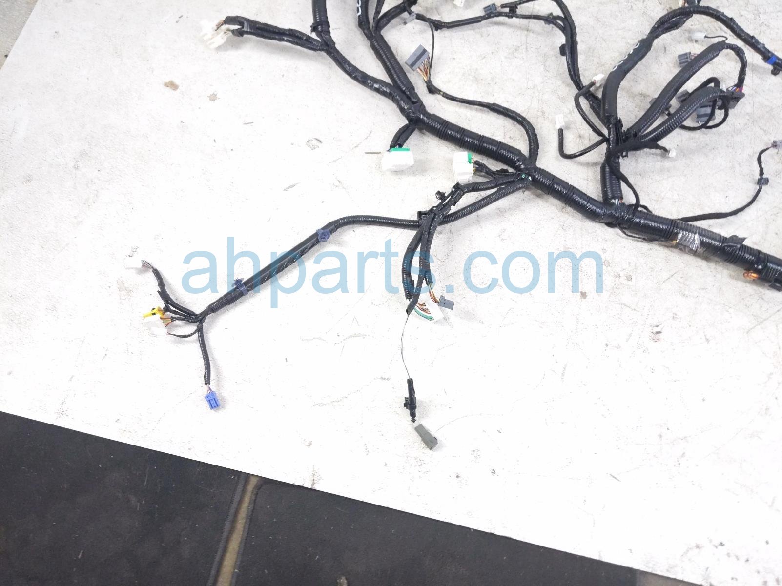 2020 Honda CR V Dash Instrument Wire Harness Tour 32117 TLA A64 Replacement 2020 Honda CR V Dash Instrument Wire Harness Tour 32117 TLA A64 Replacement thumbnail