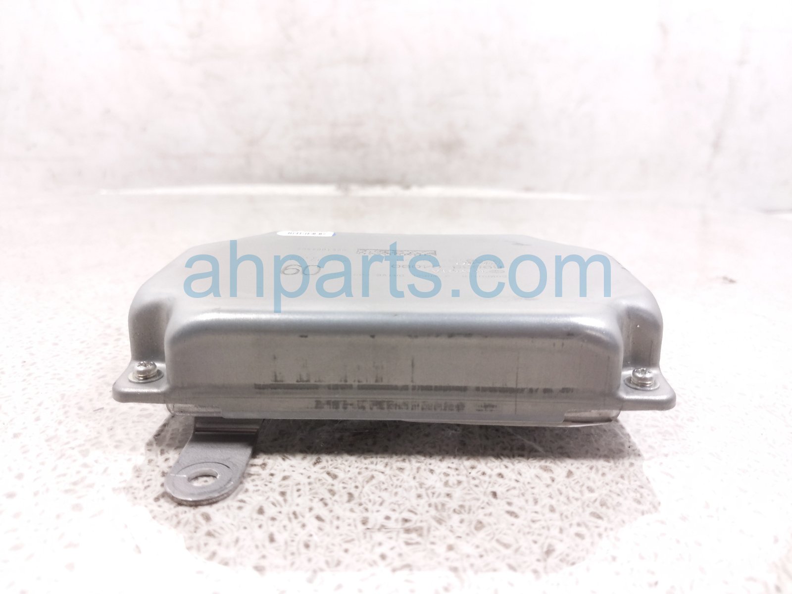 2024 Toyota Tacoma Four Wheel Drive Control Module Unit 89533 04090 Replacement 2024 Toyota Tacoma Four Wheel Drive Control Module Unit 89533 04090 Replacement thumbnail