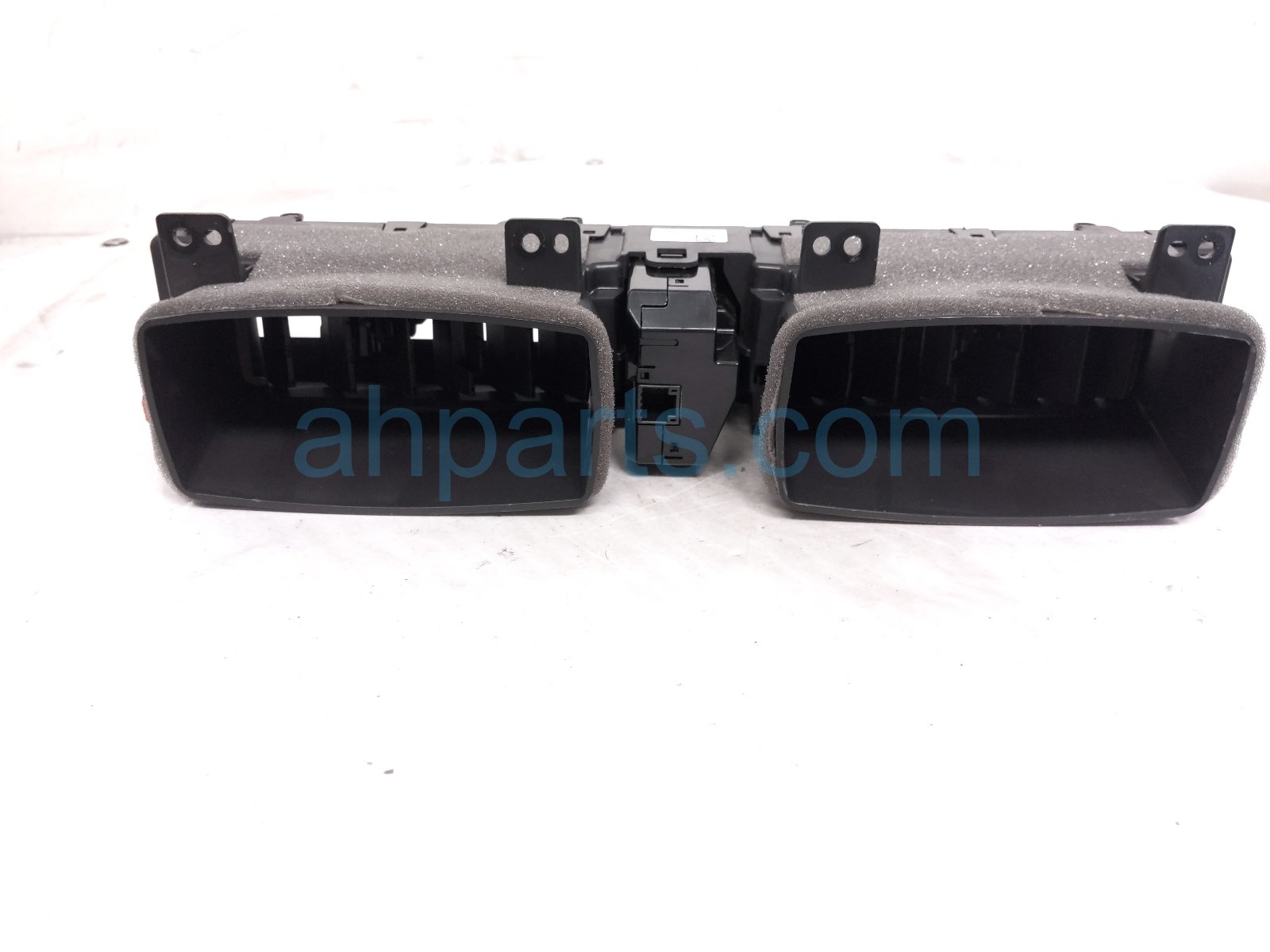 2024 Toyota Tacoma Center Dash Air Vent Assy Blk 55660 AK010 Replacement 2024 Toyota Tacoma Center Dash Air Vent Assy Blk 55660 AK010 Replacement thumbnail