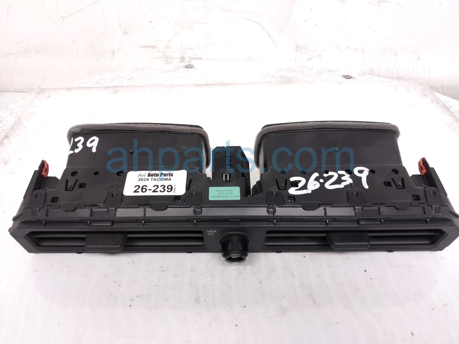 2024 Toyota Tacoma Center Dash Air Vent Assy Blk 55660 AK010 Replacement 2024 Toyota Tacoma Center Dash Air Vent Assy Blk 55660 AK010 Replacement thumbnail