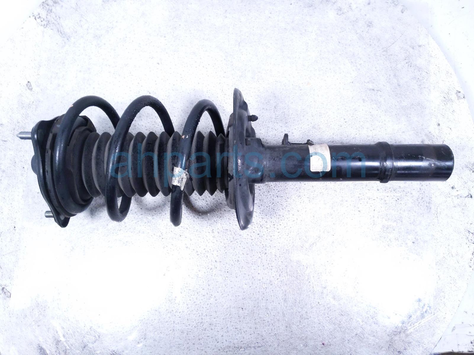 Honda FR/RH STRUT ABSORBER + SPRING