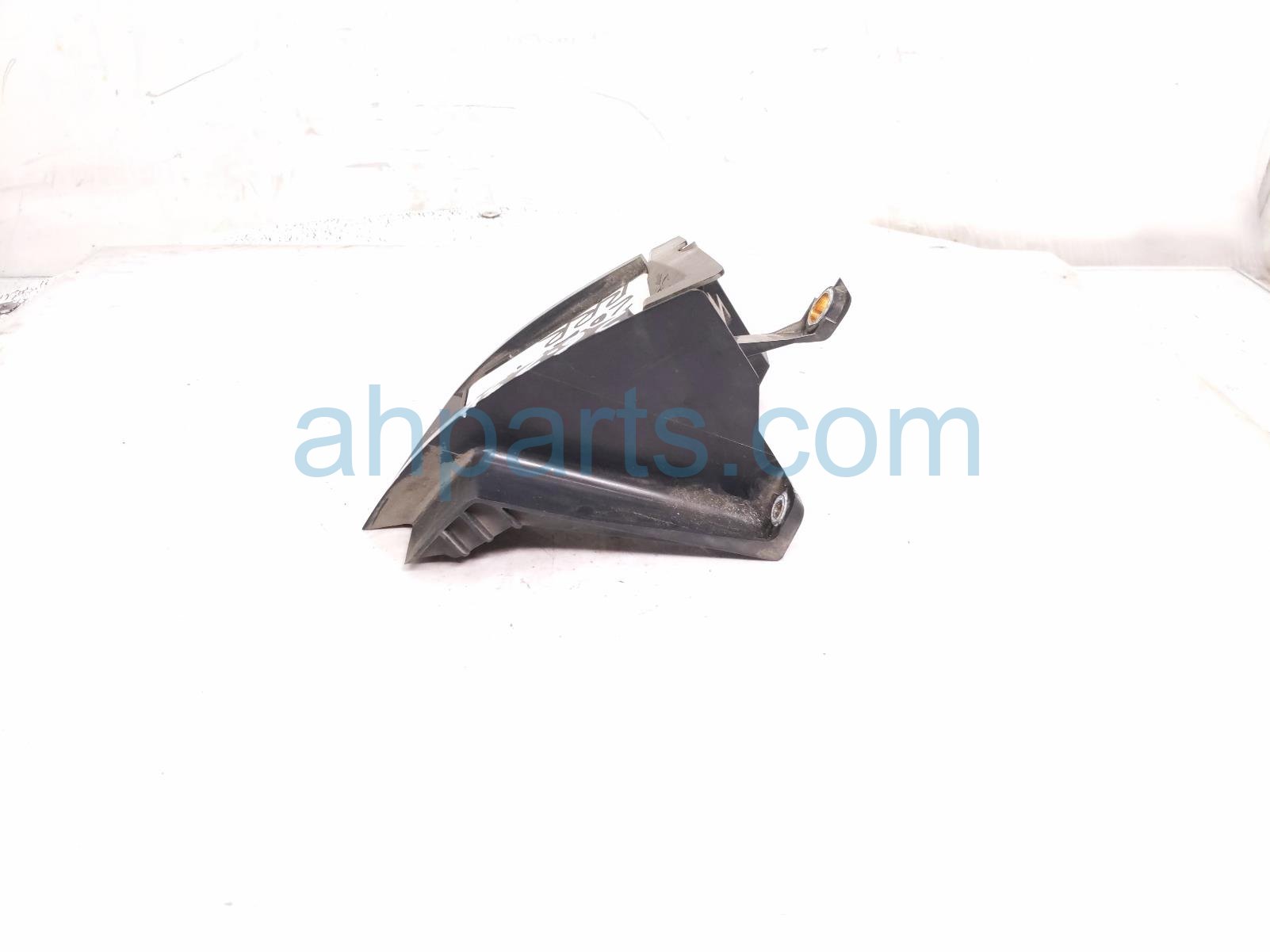2024 Honda Pilot Rear Passenger Blind Spot Radar W/bracket 85411 T90 A11 Replacement 2024 Honda Pilot Rear Passenger Blind Spot Radar W/bracket 85411 T90 A11 Replacement thumbnail