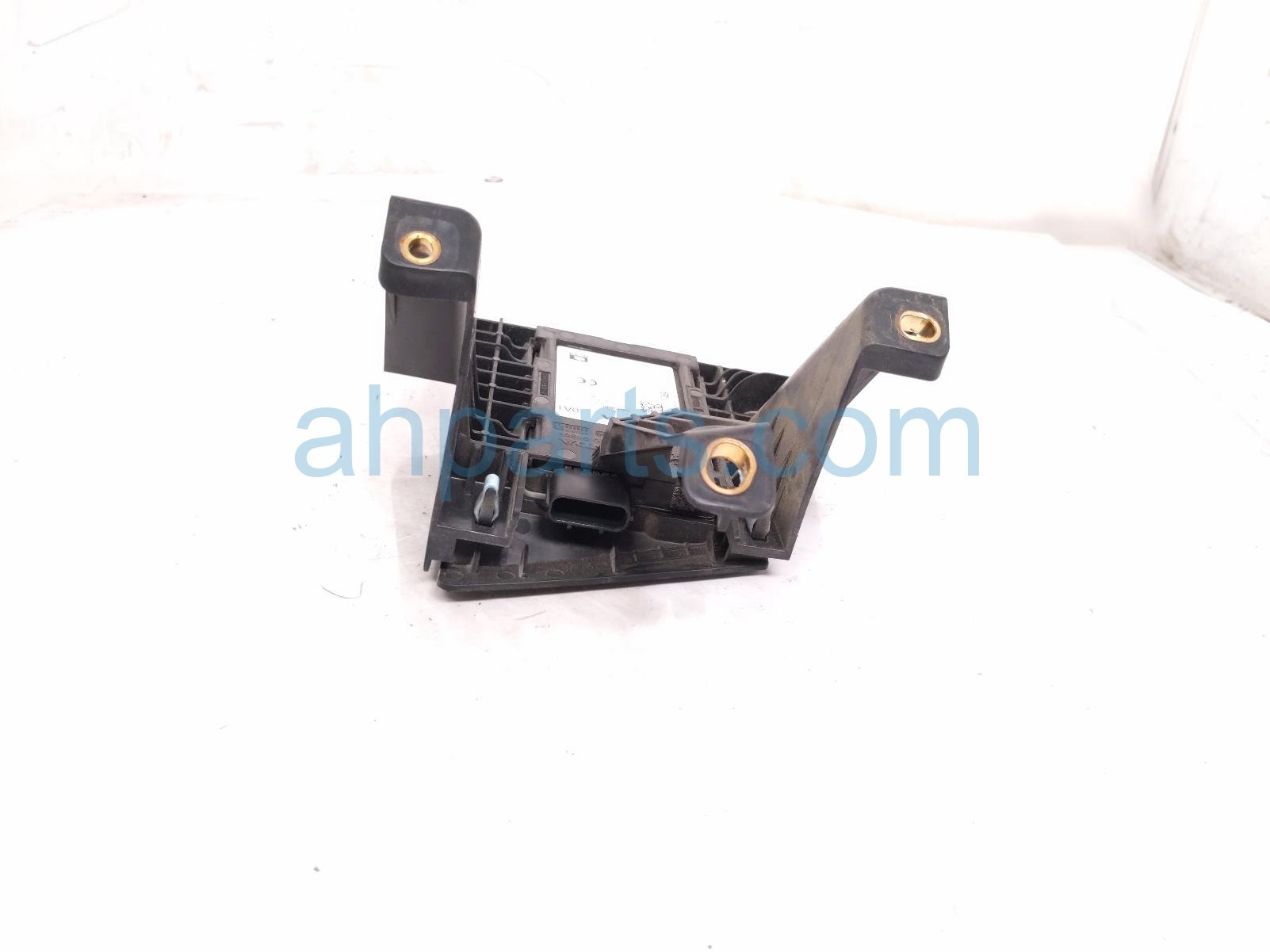 2024 Honda Pilot Rear Driver Blind Spot Radar W/ Bracket 38461 T90 A11 Replacement 2024 Honda Pilot Rear Driver Blind Spot Radar W/ Bracket 38461 T90 A11 Replacement thumbnail