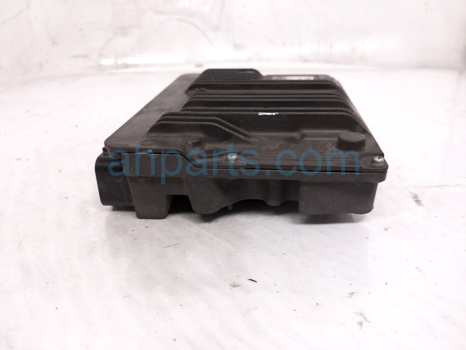 2020 Toyota Camry Ecu / Computer Engine Control Module 2.5l At Fwd 89661 0X650 Replacement 2020 Toyota Camry Ecu / Computer Engine Control Module 2.5l At Fwd 89661 0X650 Replacement thumbnail