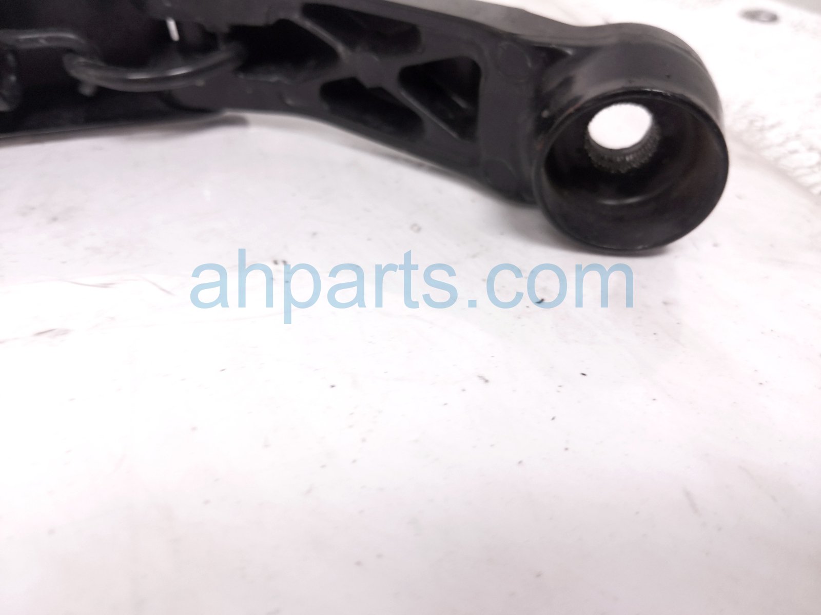 2020 Toyota Camry Driver Windshield Wiper Arm 85221 06250 Replacement 2020 Toyota Camry Driver Windshield Wiper Arm 85221 06250 Replacement thumbnail