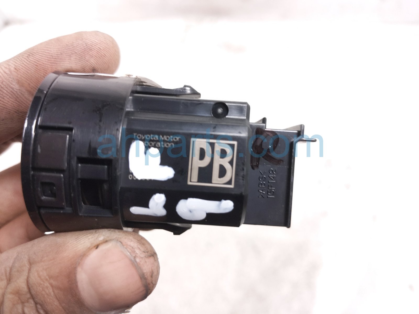 2024 Toyota Tacoma Column Push Start / Stop Ignition Switch 89611 AK010 Replacement 2024 Toyota Tacoma Column Push Start / Stop Ignition Switch 89611 AK010 Replacement thumbnail