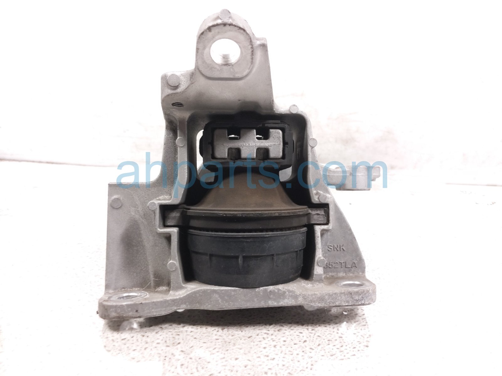 2020 Honda CR V Engine/motor Driver Transmission Mount 1.5l Awd 50850 TLY H01 Replacement 2020 Honda CR V Engine/motor Driver Transmission Mount 1.5l Awd 50850 TLY H01 Replacement thumbnail