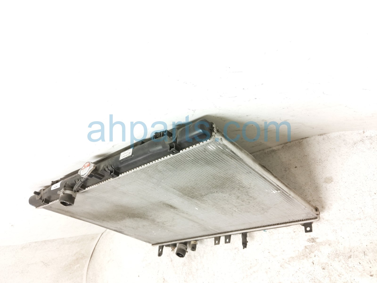 2023 Acura MDX Radiator 3.5l At Awd 19010 61A A01 Replacement 2023 Acura MDX Radiator 3.5l At Awd 19010 61A A01 Replacement thumbnail