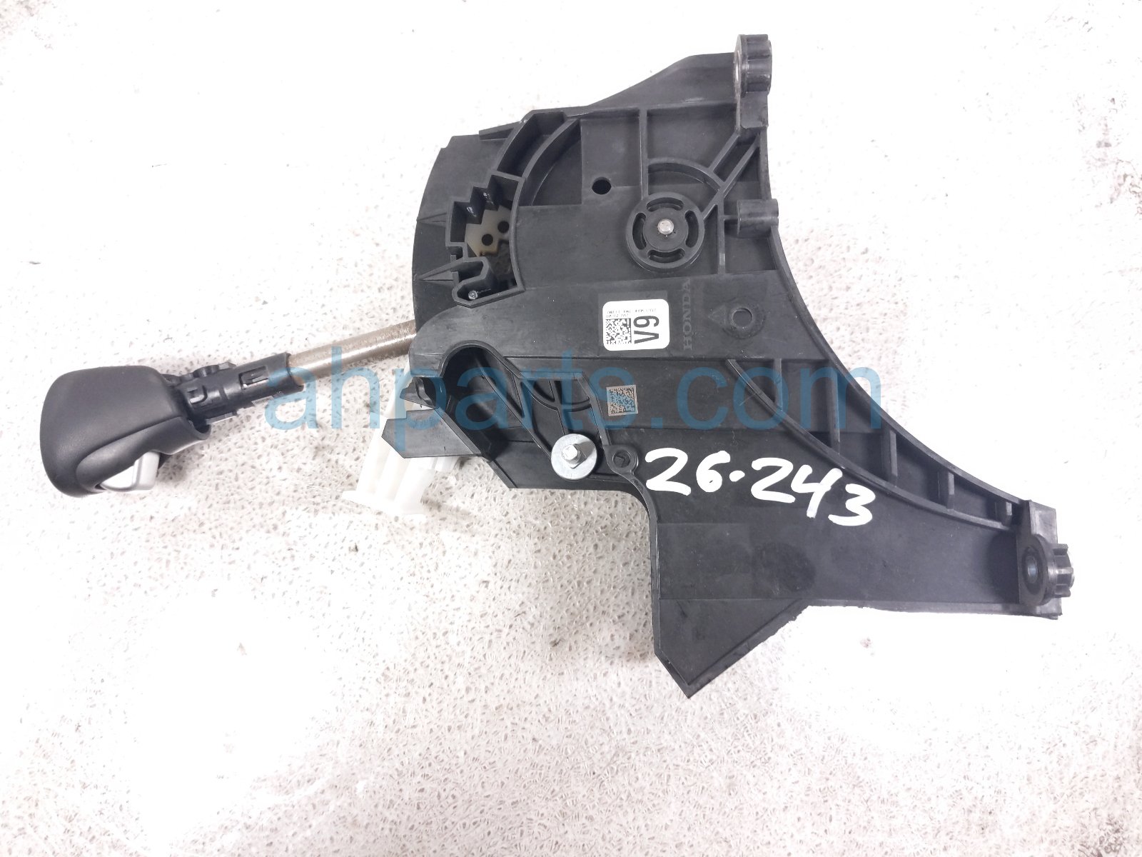 Honda A/T FLOOR SHIFTER W/KNOB ASSY Honda A/T FLOOR SHIFTER W/KNOB ASSY