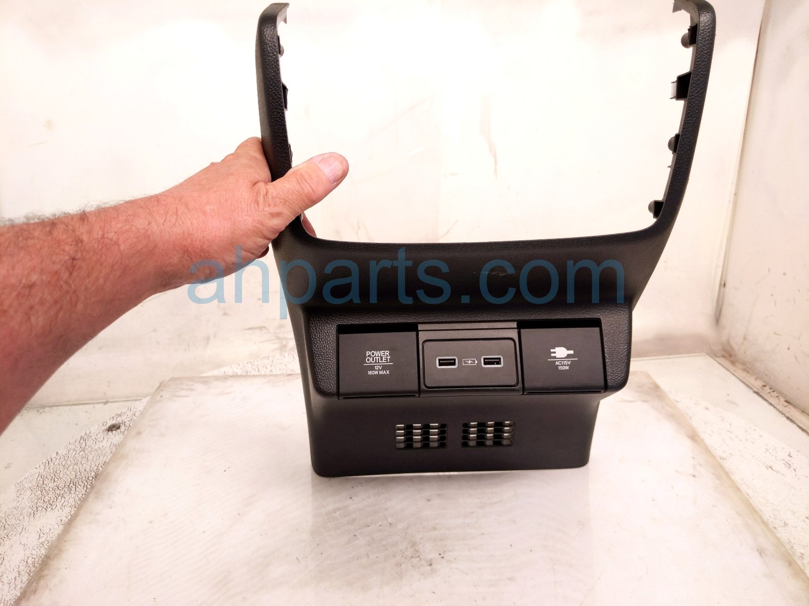 Acura REAR CONSOLE TRIM PANEL W/USB-BRN