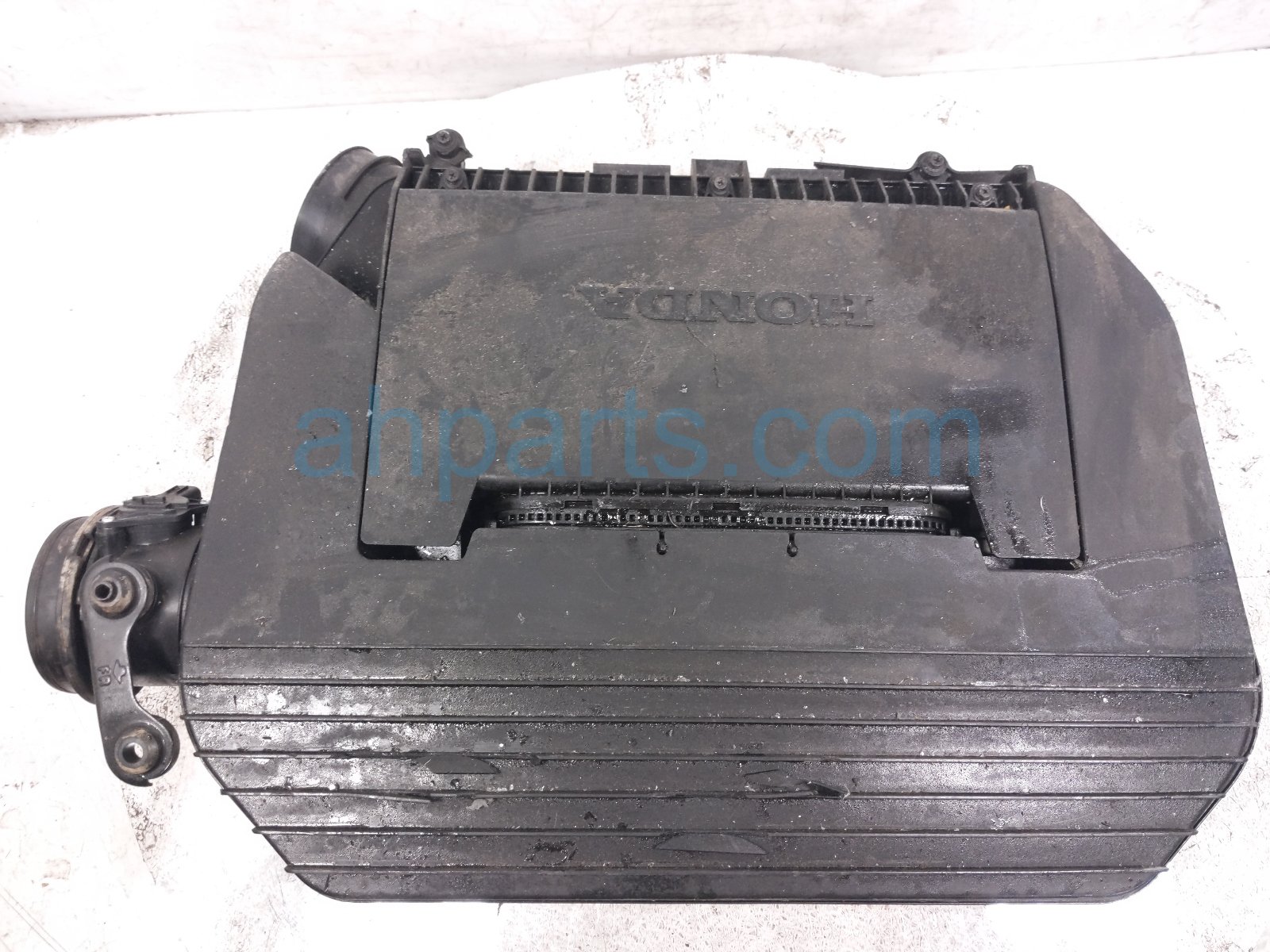 Honda AIR CLEANER INTAKE BOX W/MAF - 3.5L