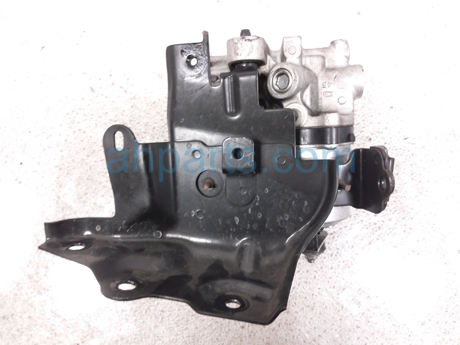 2014 Toyota Prius (anti Lock Brake) Abs/vsa Pump / Modulator 44590 47050 Replacement 2014 Toyota Prius (anti Lock Brake) Abs/vsa Pump / Modulator 44590 47050 Replacement thumbnail