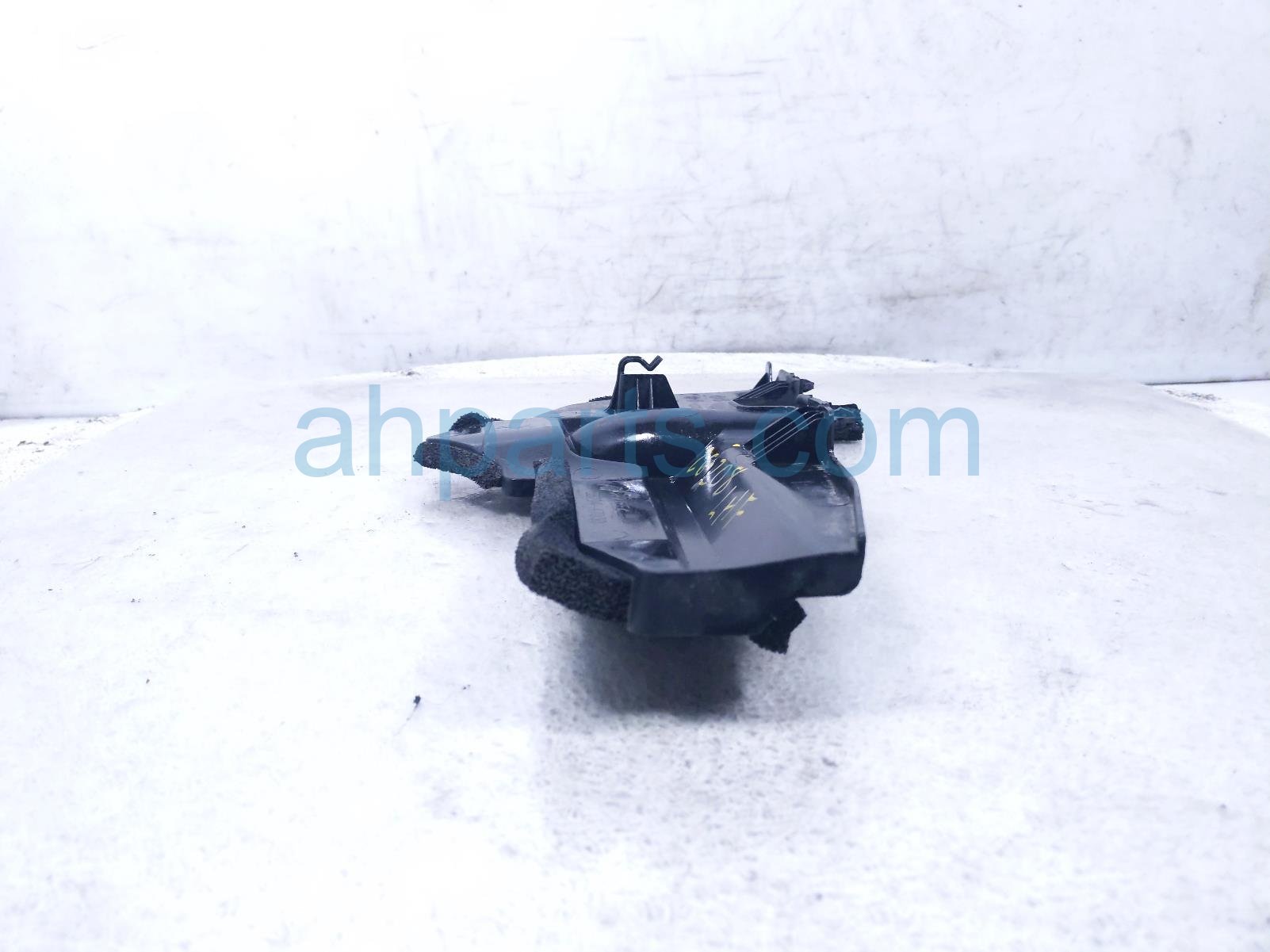 2014 Toyota Prius Front Driver Rad Support Air Guide Seal 53294 47030 Replacement 2014 Toyota Prius Front Driver Rad Support Air Guide Seal 53294 47030 Replacement thumbnail