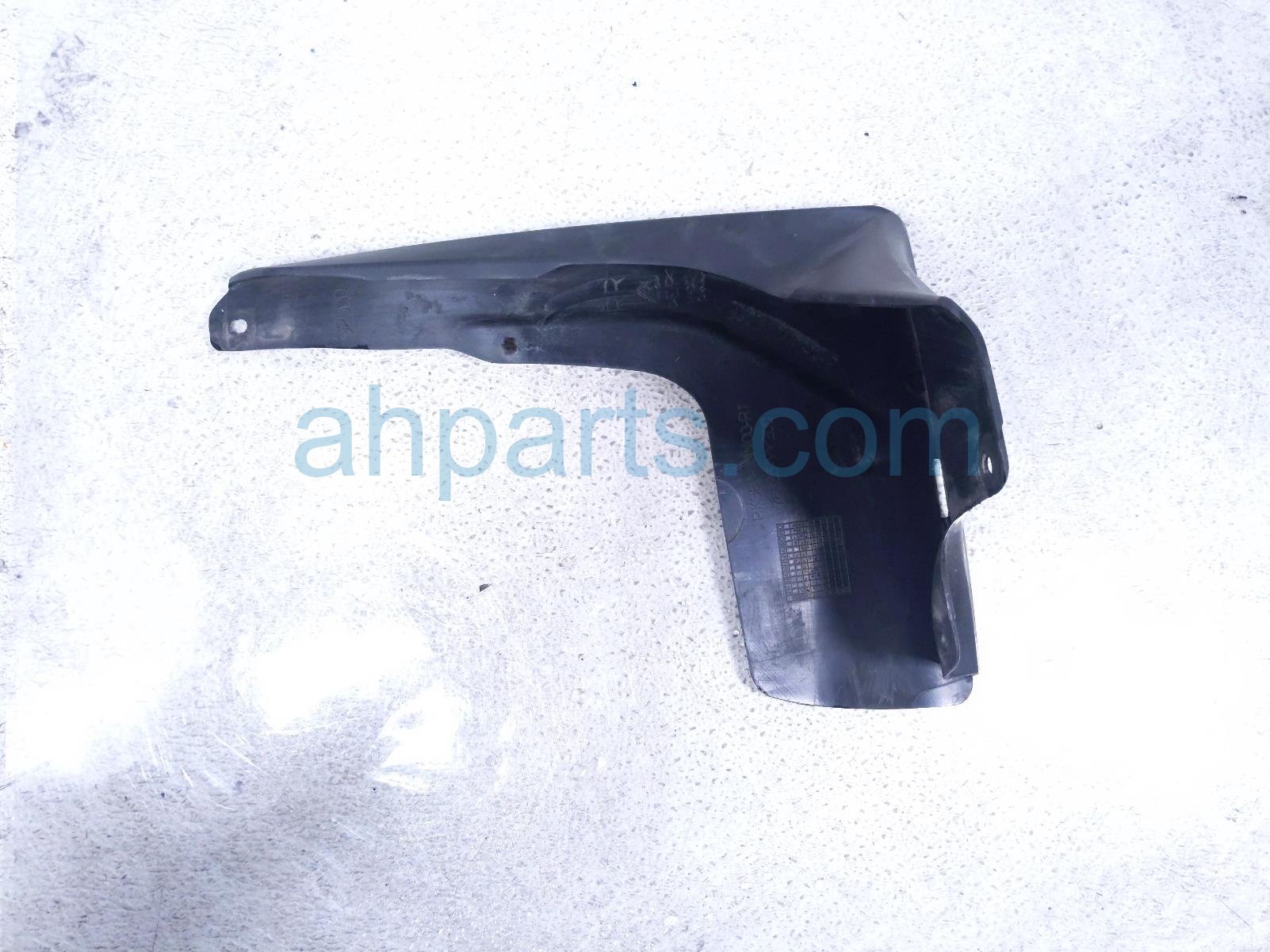 2023 Toyota Corollacs Rear Passenger Mud Flap / Splash Guard PK389 16N00 TP Replacement 2023 Toyota Corollacs Rear Passenger Mud Flap / Splash Guard PK389 16N00 TP Replacement thumbnail