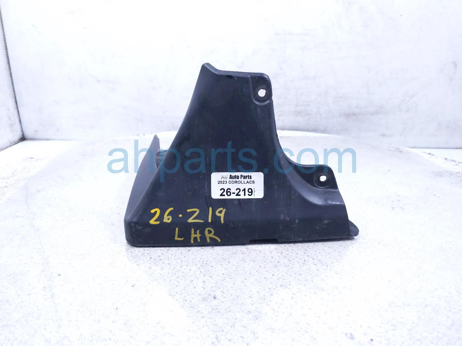 2023 Toyota Corollacs Rear Driver Mud Flap / Splash Guard PK389 16N00 TP Replacement 2023 Toyota Corollacs Rear Driver Mud Flap / Splash Guard PK389 16N00 TP Replacement thumbnail