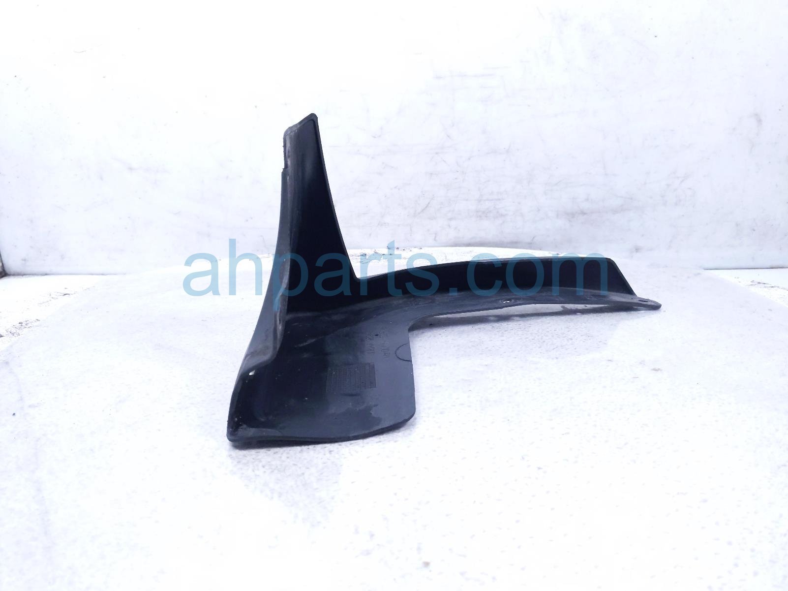 2023 Toyota Corollacs Rear Driver Mud Flap / Splash Guard PK389 16N00 TP Replacement 2023 Toyota Corollacs Rear Driver Mud Flap / Splash Guard PK389 16N00 TP Replacement thumbnail