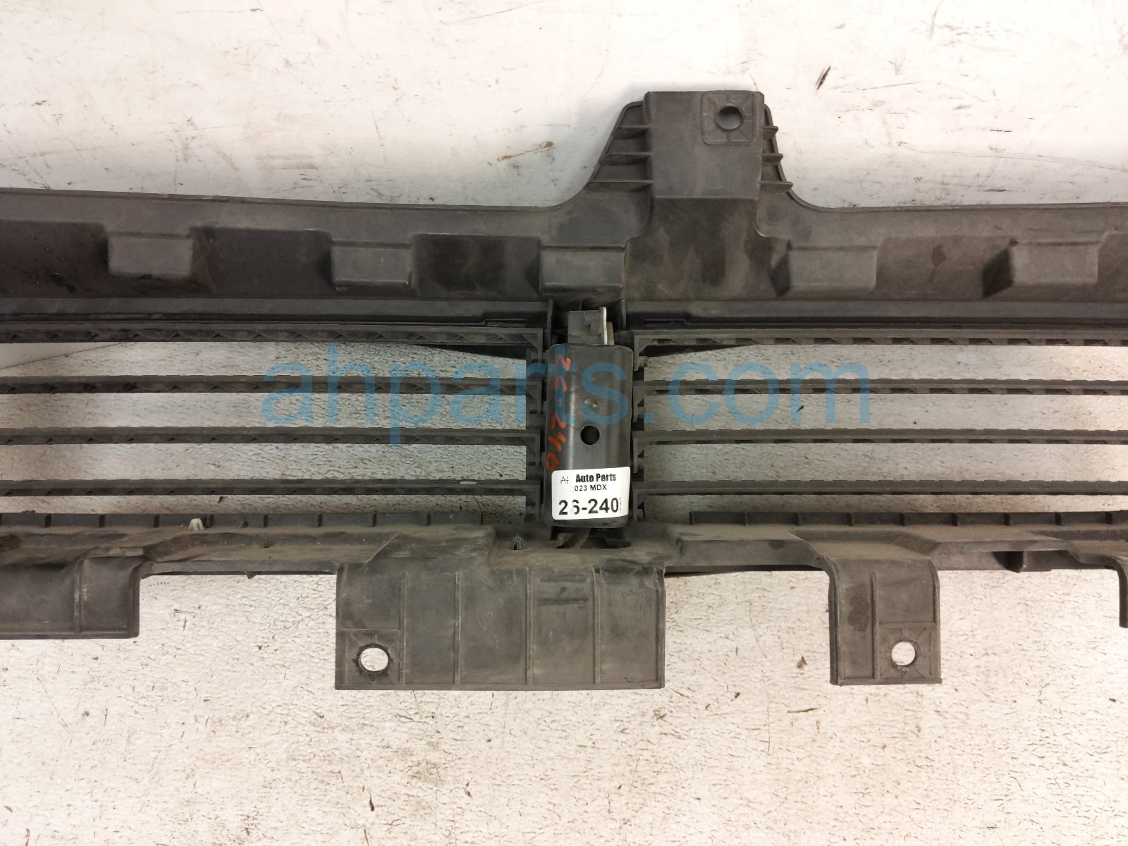 2023 Acura MDX Grille Air Shutter Assy 3.5l Awd 71350 TYA A01 Replacement 2023 Acura MDX Grille Air Shutter Assy 3.5l Awd 71350 TYA A01 Replacement thumbnail