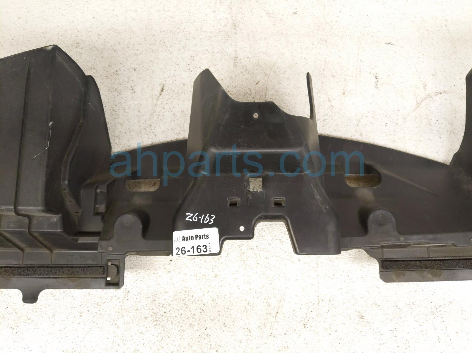 2022 Lexus Ux250h Upper Air Guide 16561 24020 Replacement 2022 Lexus Ux250h Upper Air Guide 16561 24020 Replacement thumbnail