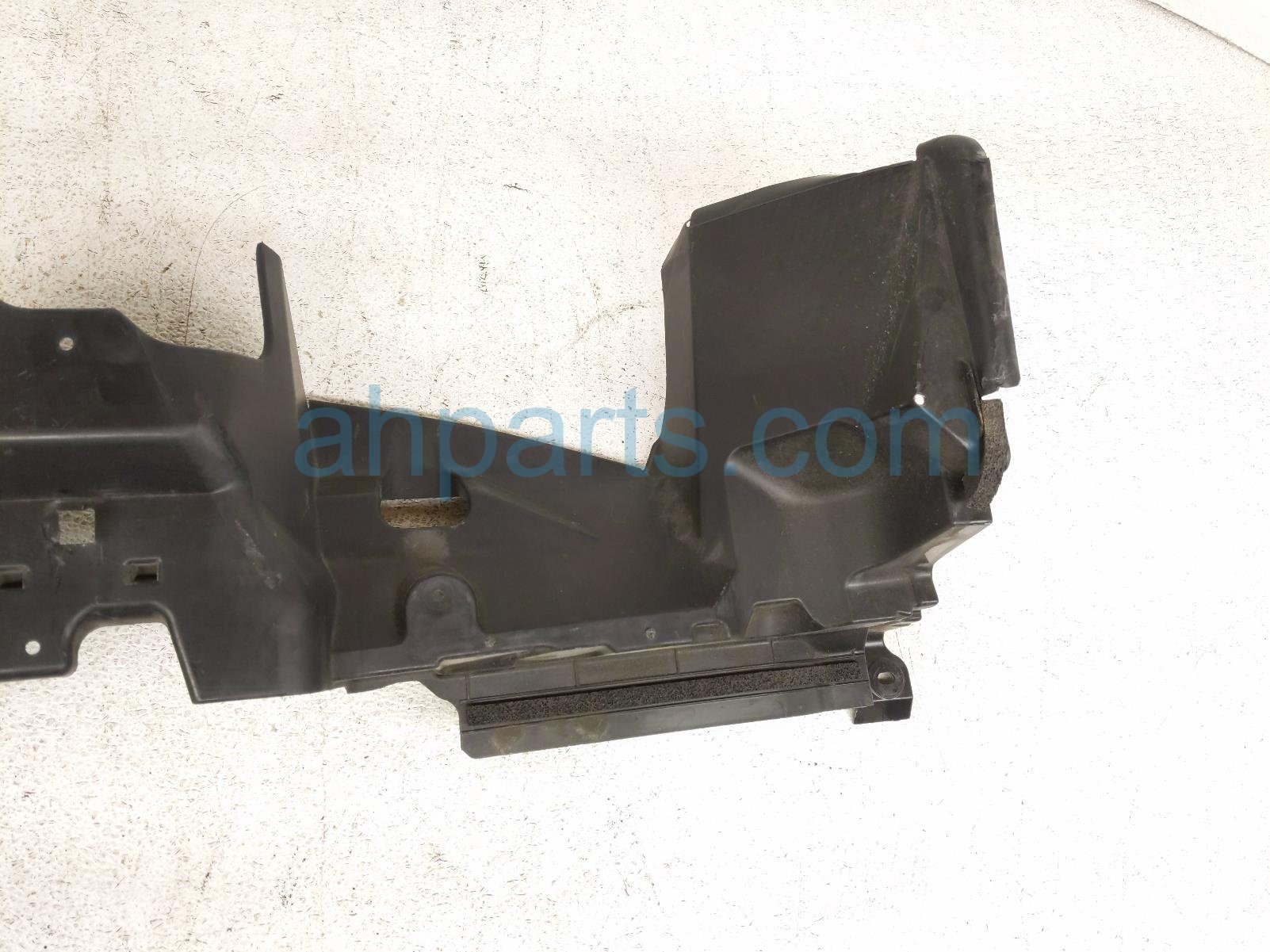 2022 Lexus Ux250h Upper Air Guide 16561 24020 Replacement 2022 Lexus Ux250h Upper Air Guide 16561 24020 Replacement thumbnail