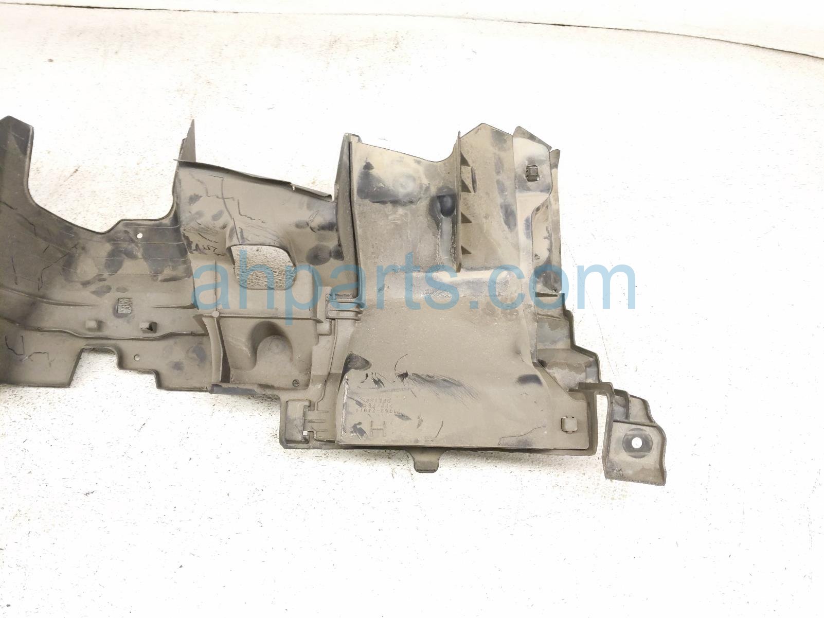 2022 Lexus Ux250h Upper Air Guide 16561 24020 Replacement 2022 Lexus Ux250h Upper Air Guide 16561 24020 Replacement thumbnail