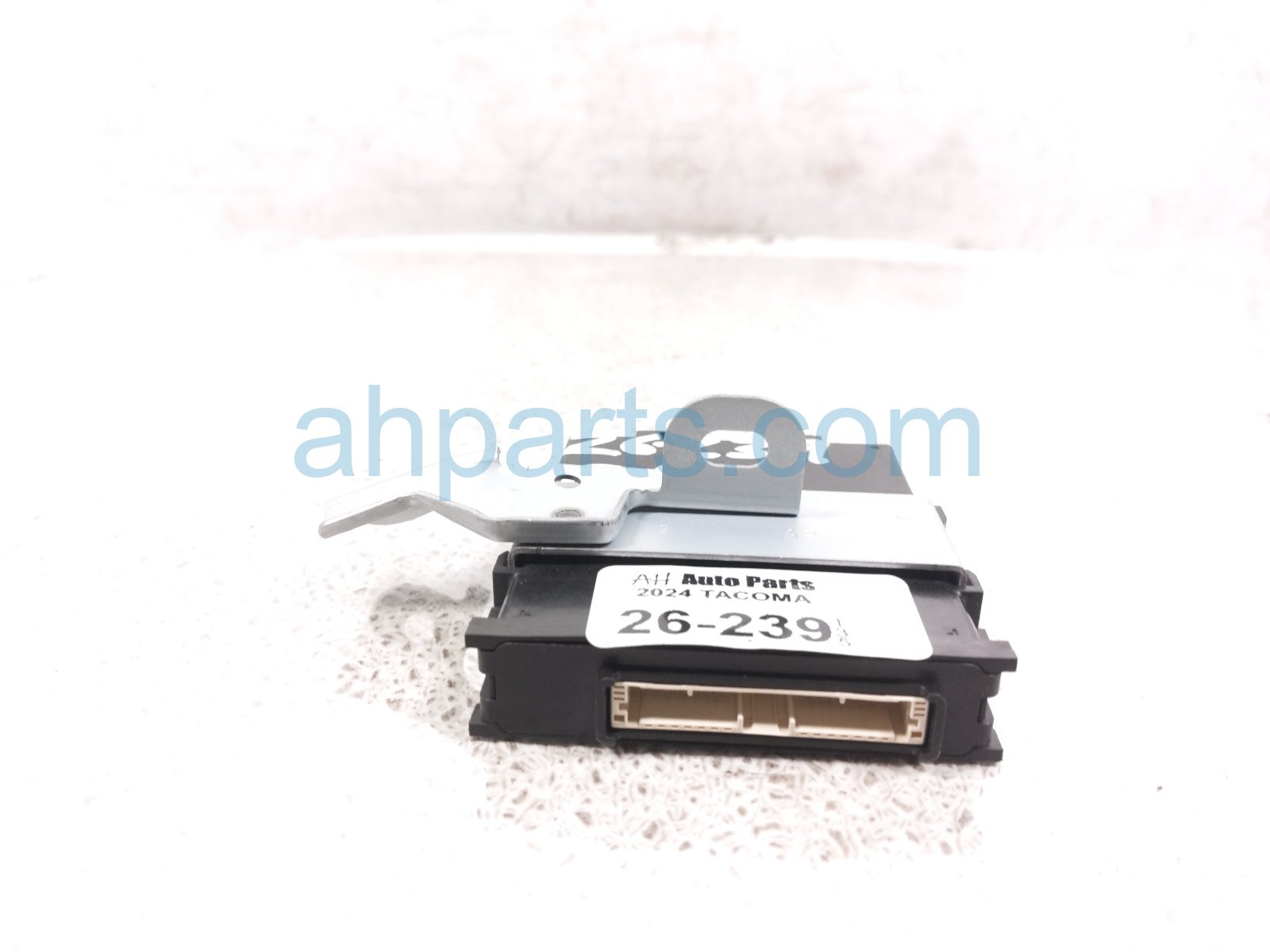 2024 Toyota Tacoma Network Gateway Ctrl Mod Front Passenger 89100 04040 Replacement 2024 Toyota Tacoma Network Gateway Ctrl Mod Front Passenger 89100 04040 Replacement thumbnail