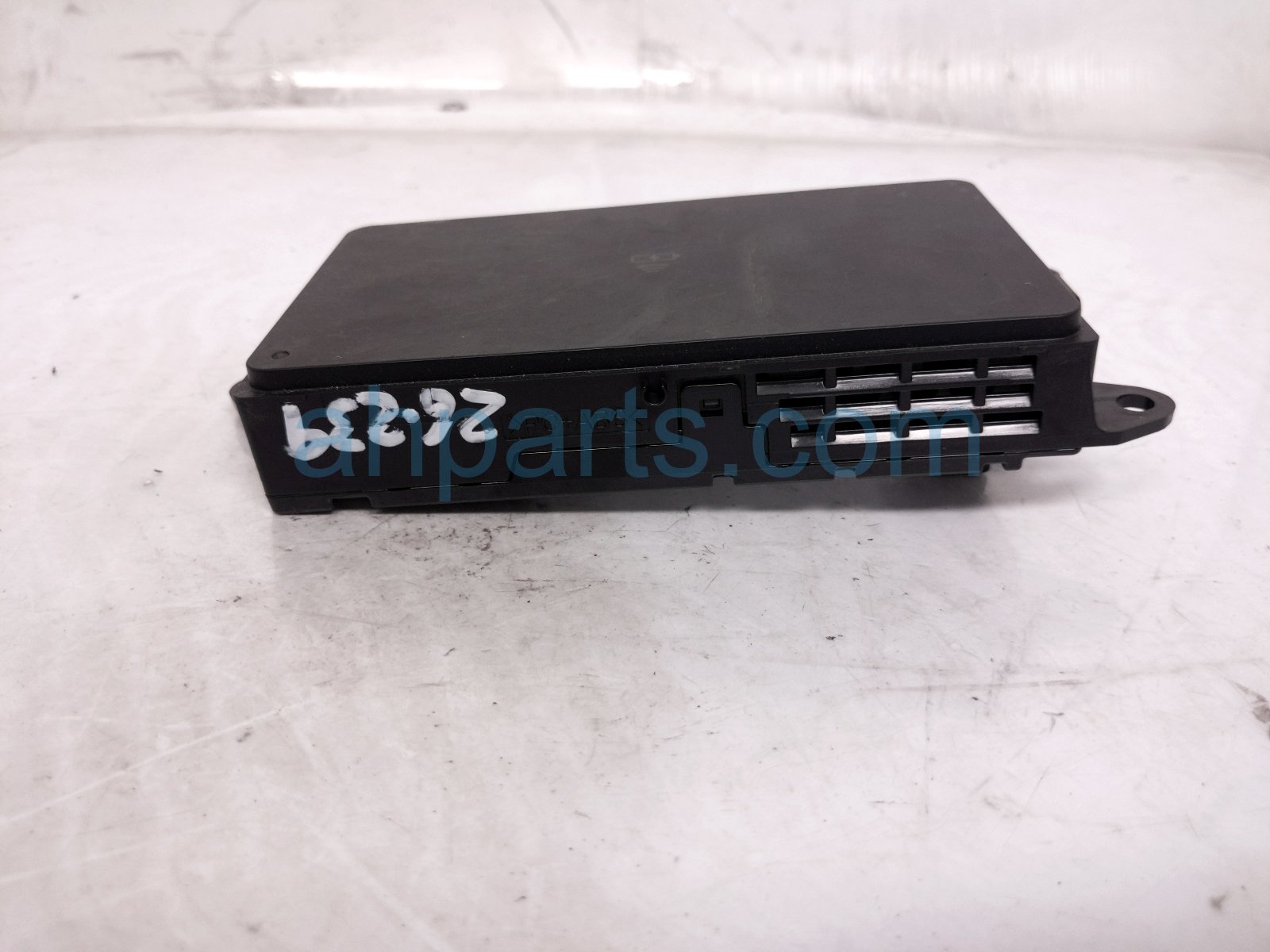 2024 Toyota Tacoma Wireless Phone Charger Assy 861C0 04020 Replacement 2024 Toyota Tacoma Wireless Phone Charger Assy 861C0 04020 Replacement thumbnail