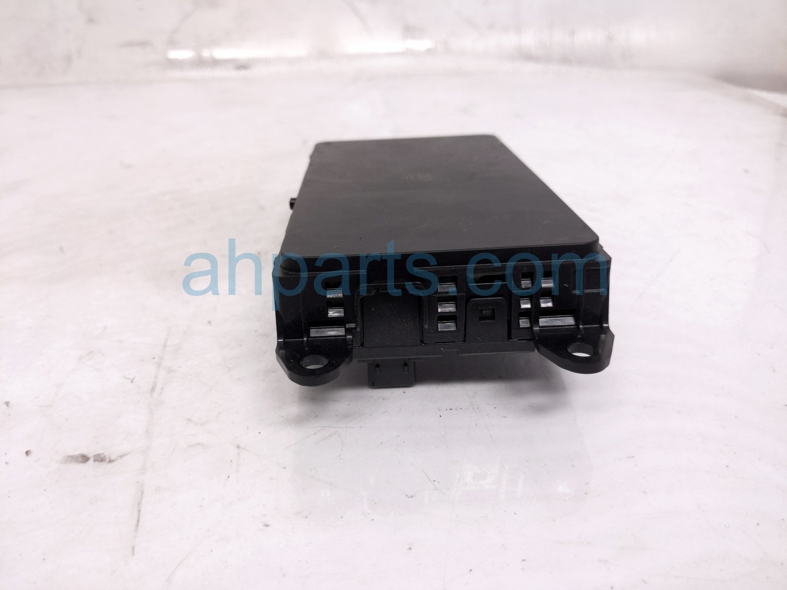 2024 Toyota Tacoma Wireless Phone Charger Assy 861C0 04020 Replacement 2024 Toyota Tacoma Wireless Phone Charger Assy 861C0 04020 Replacement thumbnail