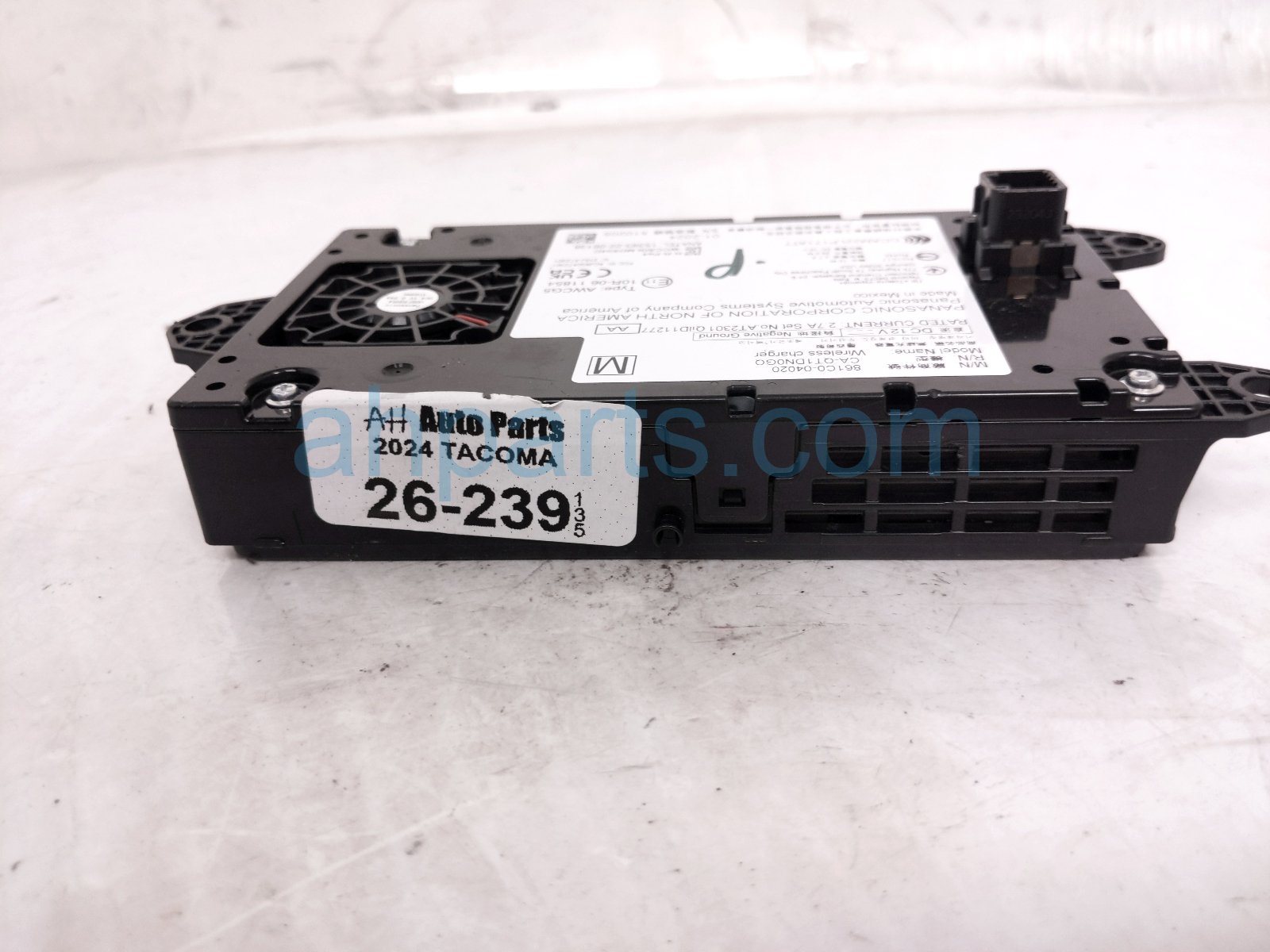 2024 Toyota Tacoma Wireless Phone Charger Assy 861C0 04020 Replacement 2024 Toyota Tacoma Wireless Phone Charger Assy 861C0 04020 Replacement thumbnail