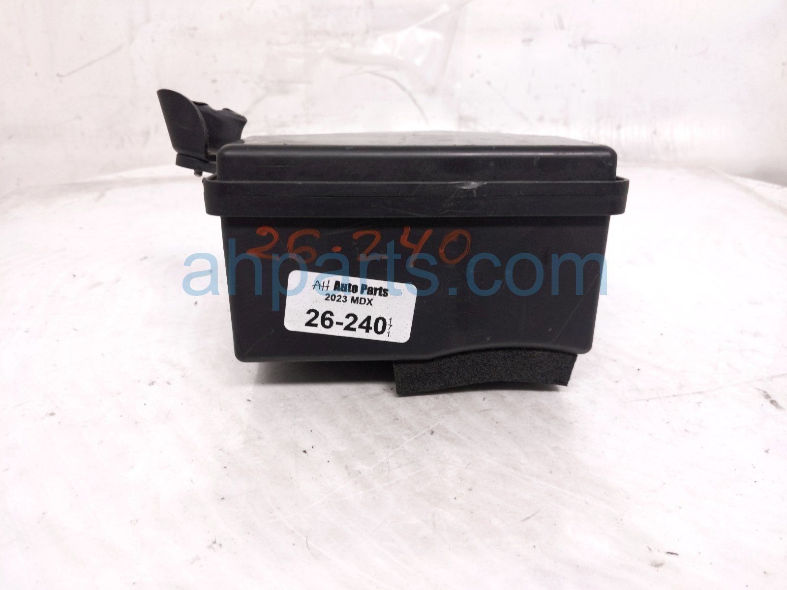 2023 Acura MDX Intake Air Cleaner Resonator Chamber 3.5l 17230 61A A00 Replacement 2023 Acura MDX Intake Air Cleaner Resonator Chamber 3.5l 17230 61A A00 Replacement thumbnail