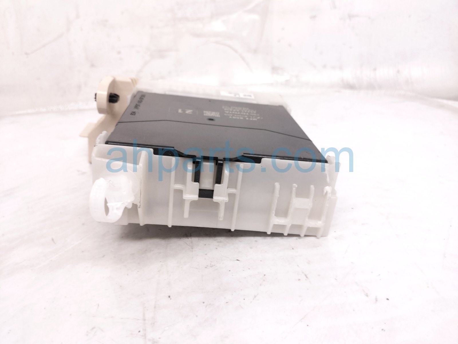 2024 Toyota Tacoma Body Control Module Front Passenger 89221 AK010 Replacement 2024 Toyota Tacoma Body Control Module Front Passenger 89221 AK010 Replacement thumbnail