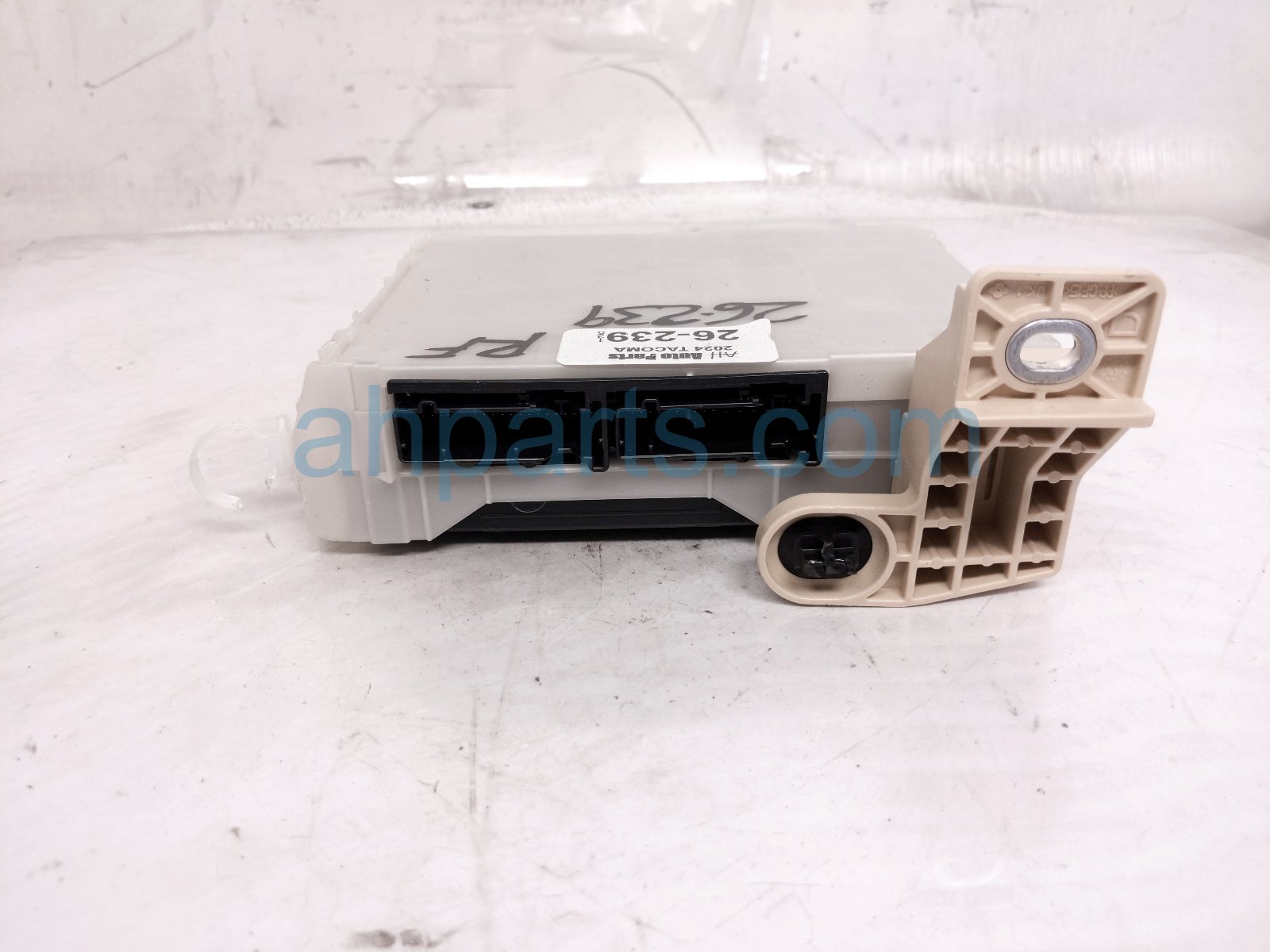 2024 Toyota Tacoma Body Control Module Front Passenger 89221 AK010 Replacement 2024 Toyota Tacoma Body Control Module Front Passenger 89221 AK010 Replacement thumbnail