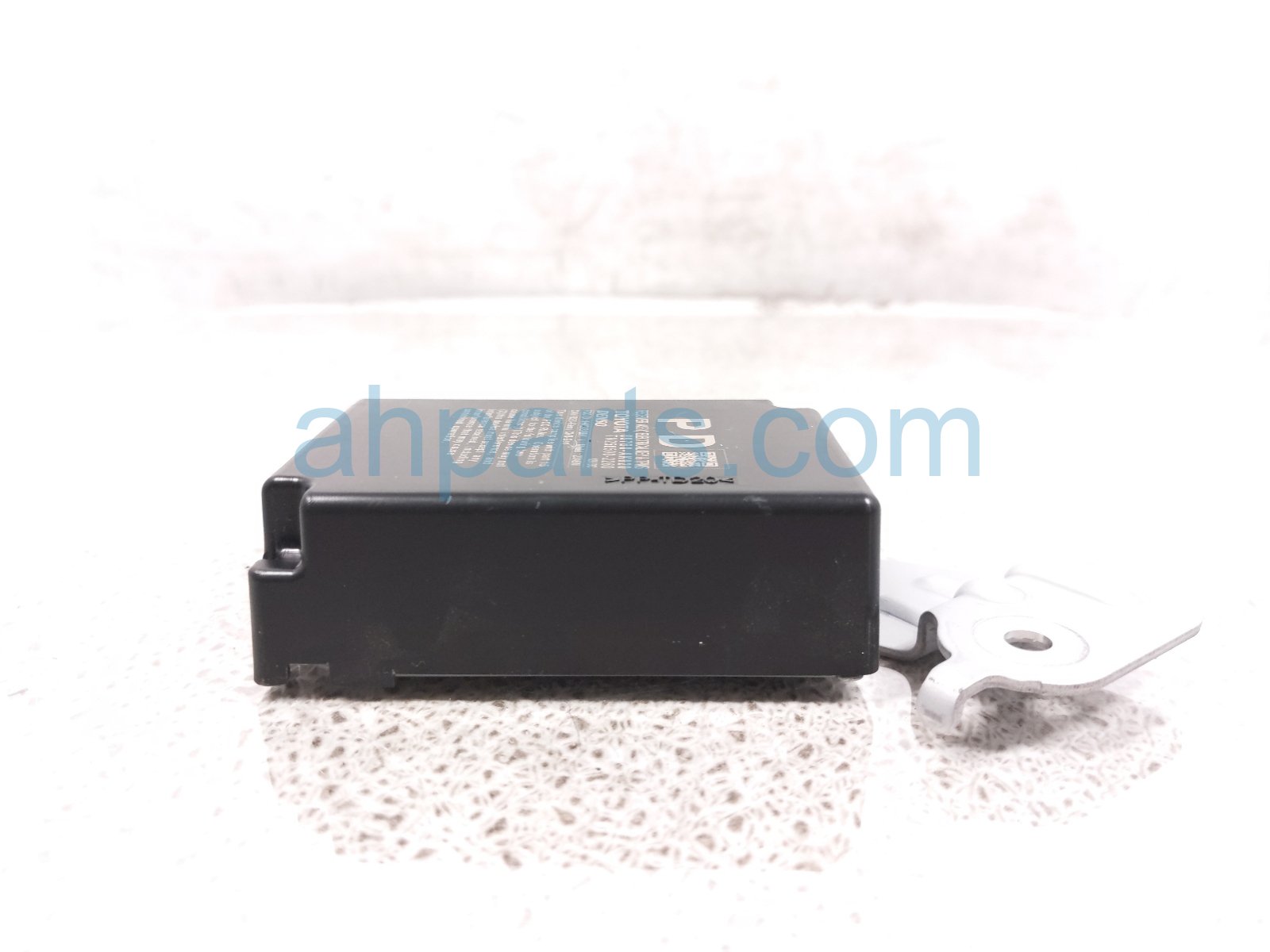 2024 Toyota Tacoma Keys & Tpms Receiver Rear Driver 897B0 AK020 Replacement 2024 Toyota Tacoma Keys & Tpms Receiver Rear Driver 897B0 AK020 Replacement thumbnail