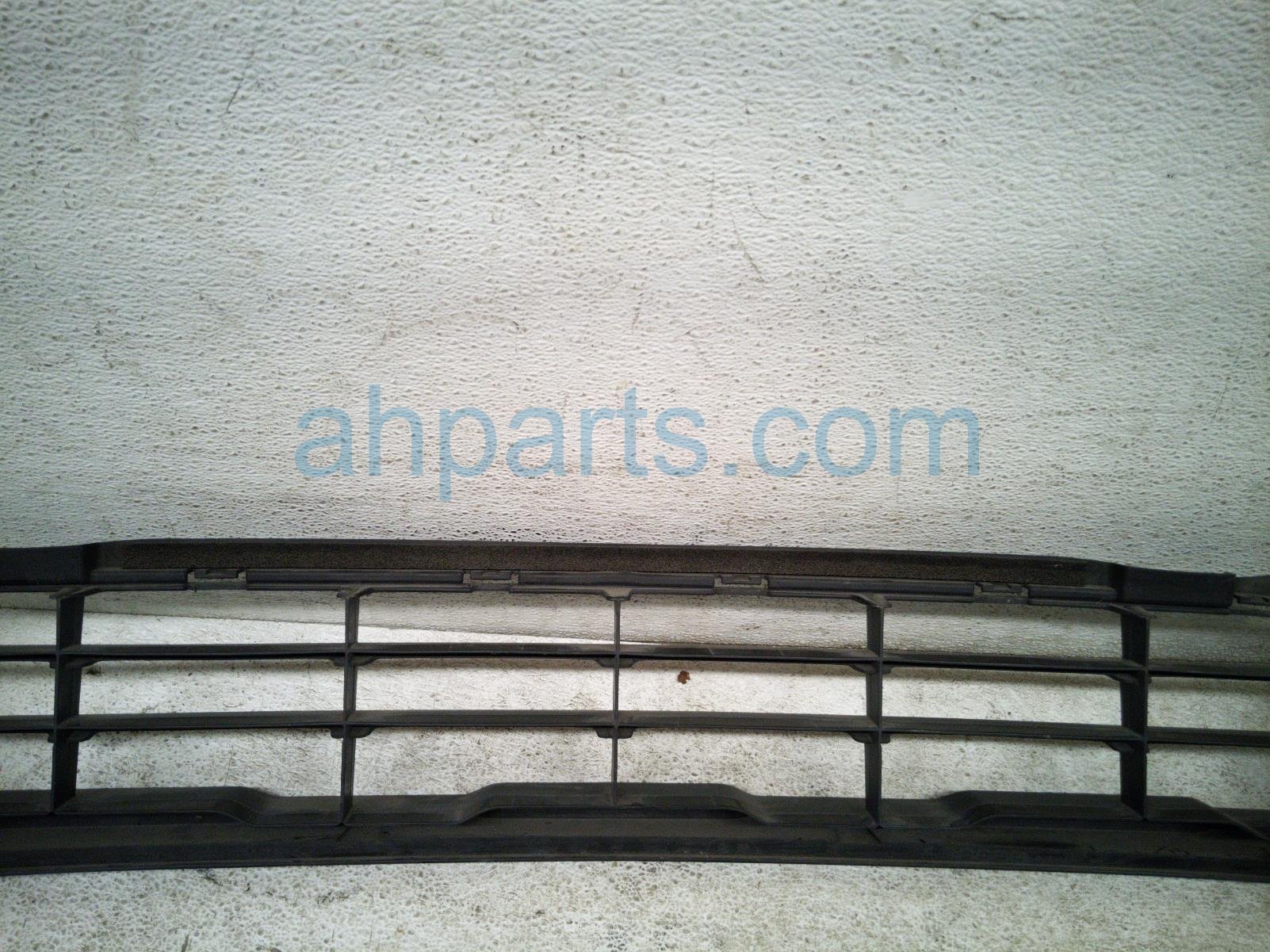 2021 Nissan Rogue Front Lower Bumper Grille 62254 6RA0A Replacement 2021 Nissan Rogue Front Lower Bumper Grille 62254 6RA0A Replacement thumbnail