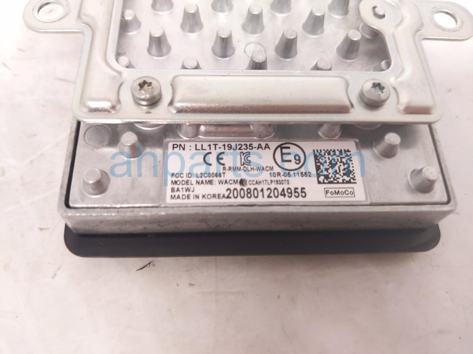 2020 Ford Explorer Wireless Phone Charger Module LL1Z 19J235 C Replacement 2020 Ford Explorer Wireless Phone Charger Module LL1Z 19J235 C Replacement thumbnail