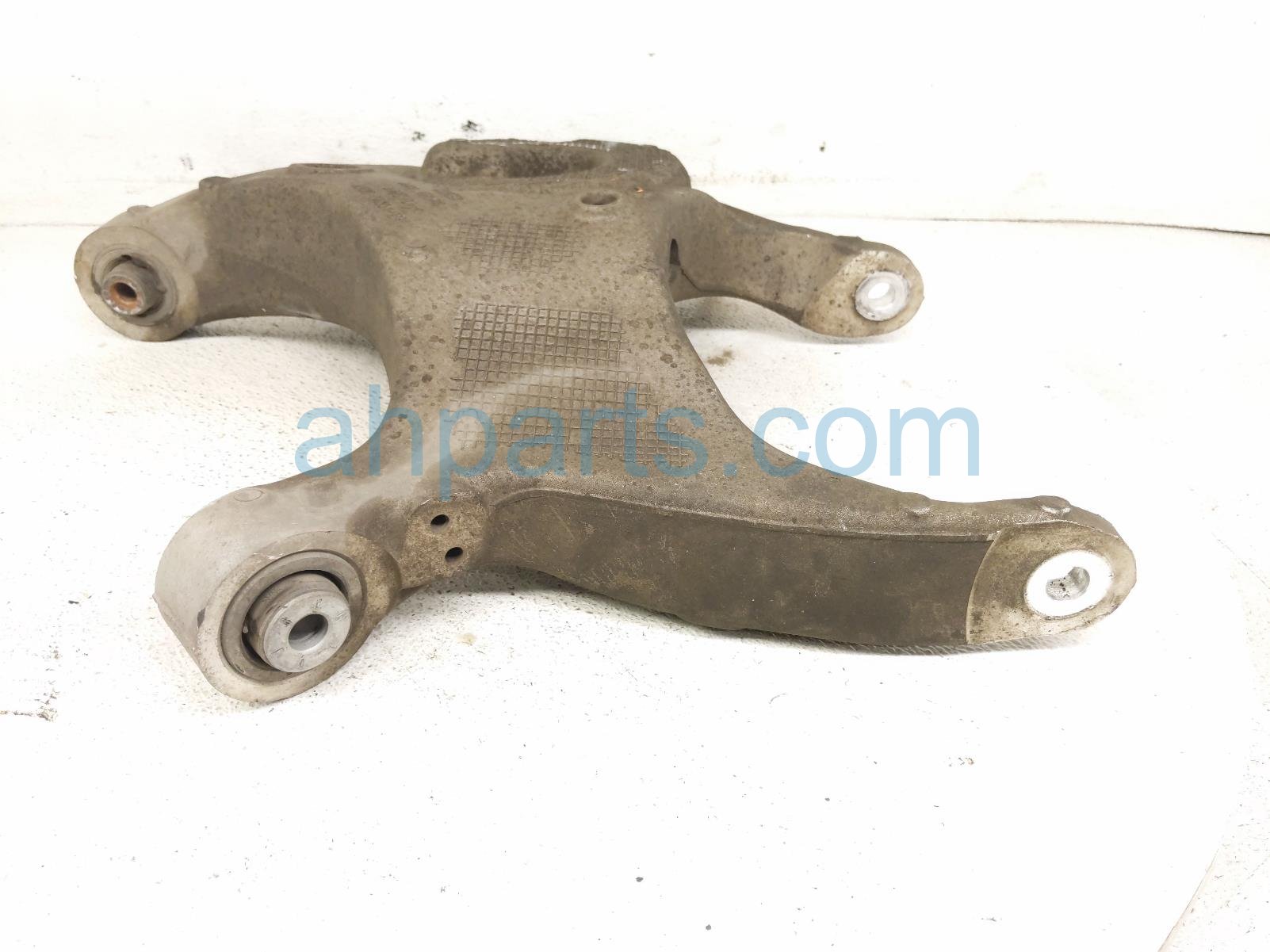 2020 Ford Explorer Rear Passenger Spring Seat Lower Control Arm LB5Z 5500 A Replacement 2020 Ford Explorer Rear Passenger Spring Seat Lower Control Arm LB5Z 5500 A Replacement thumbnail
