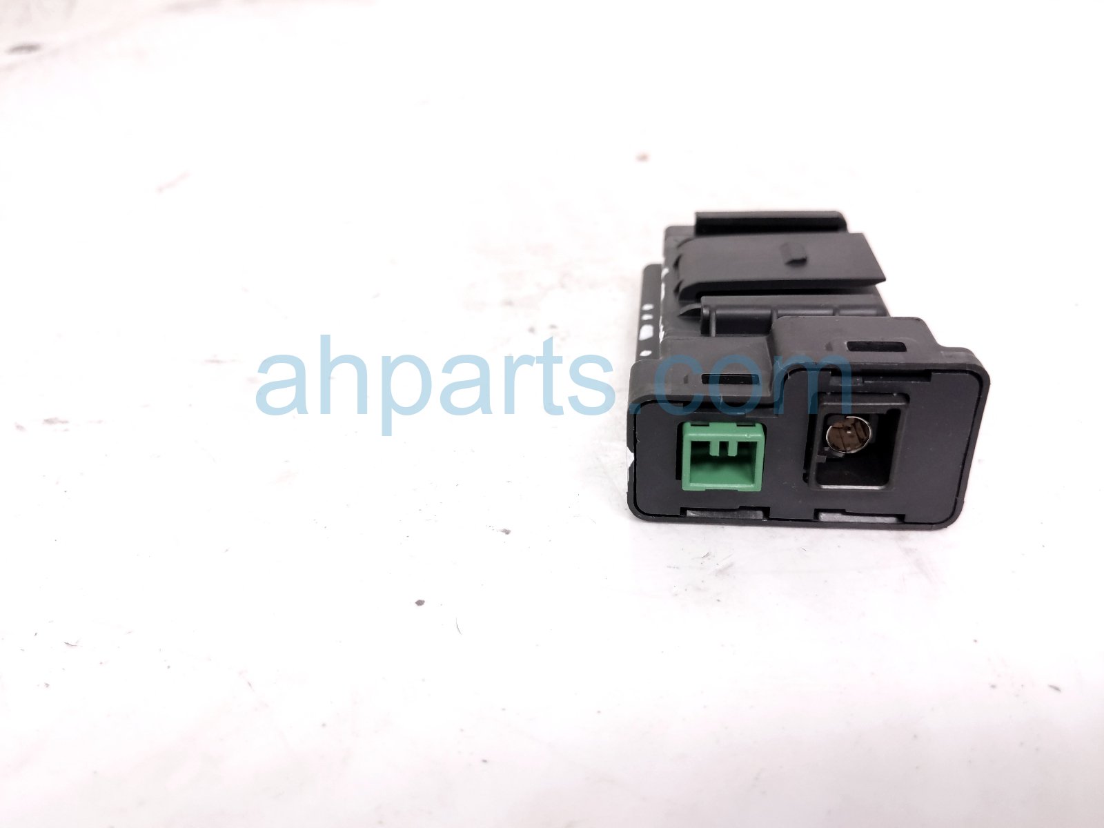 2023 Acura MDX Two Way Transceiver Module Xcvr 38370 TYA A01 Replacement 2023 Acura MDX Two Way Transceiver Module Xcvr 38370 TYA A01 Replacement thumbnail