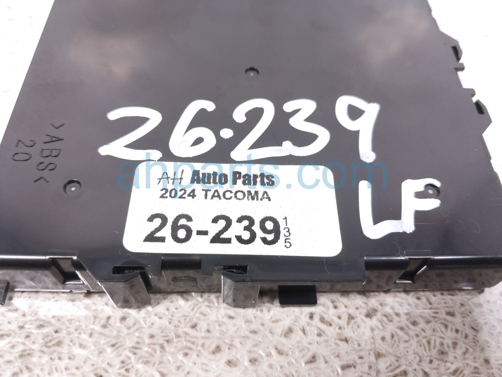 2024 Toyota Tacoma Smart Key Control Module Front Driver 89990 AK010 Replacement 2024 Toyota Tacoma Smart Key Control Module Front Driver 89990 AK010 Replacement thumbnail