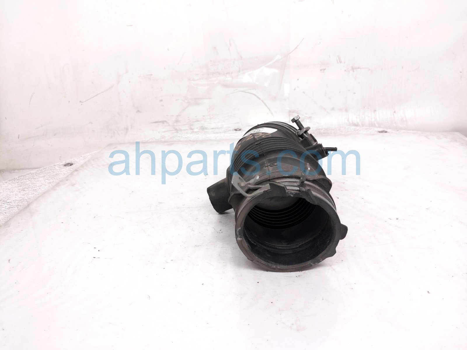 2020 Toyota Camry Intake Air Cleaner Air Flow Tube 2.5l 17881 F0011 Replacement 2020 Toyota Camry Intake Air Cleaner Air Flow Tube 2.5l 17881 F0011 Replacement thumbnail