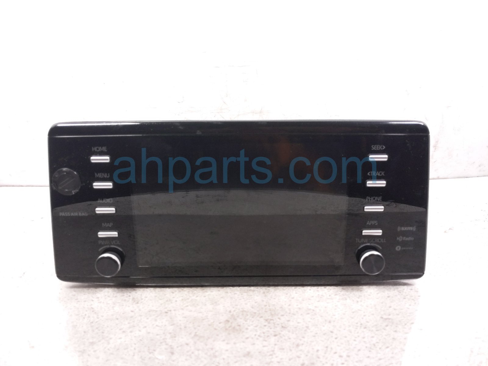 2022 Toyota Sienna Radio Receiver & Display Assy Xle 86140 08280 Replacement 2022 Toyota Sienna Radio Receiver & Display Assy Xle 86140 08280 Replacement thumbnail