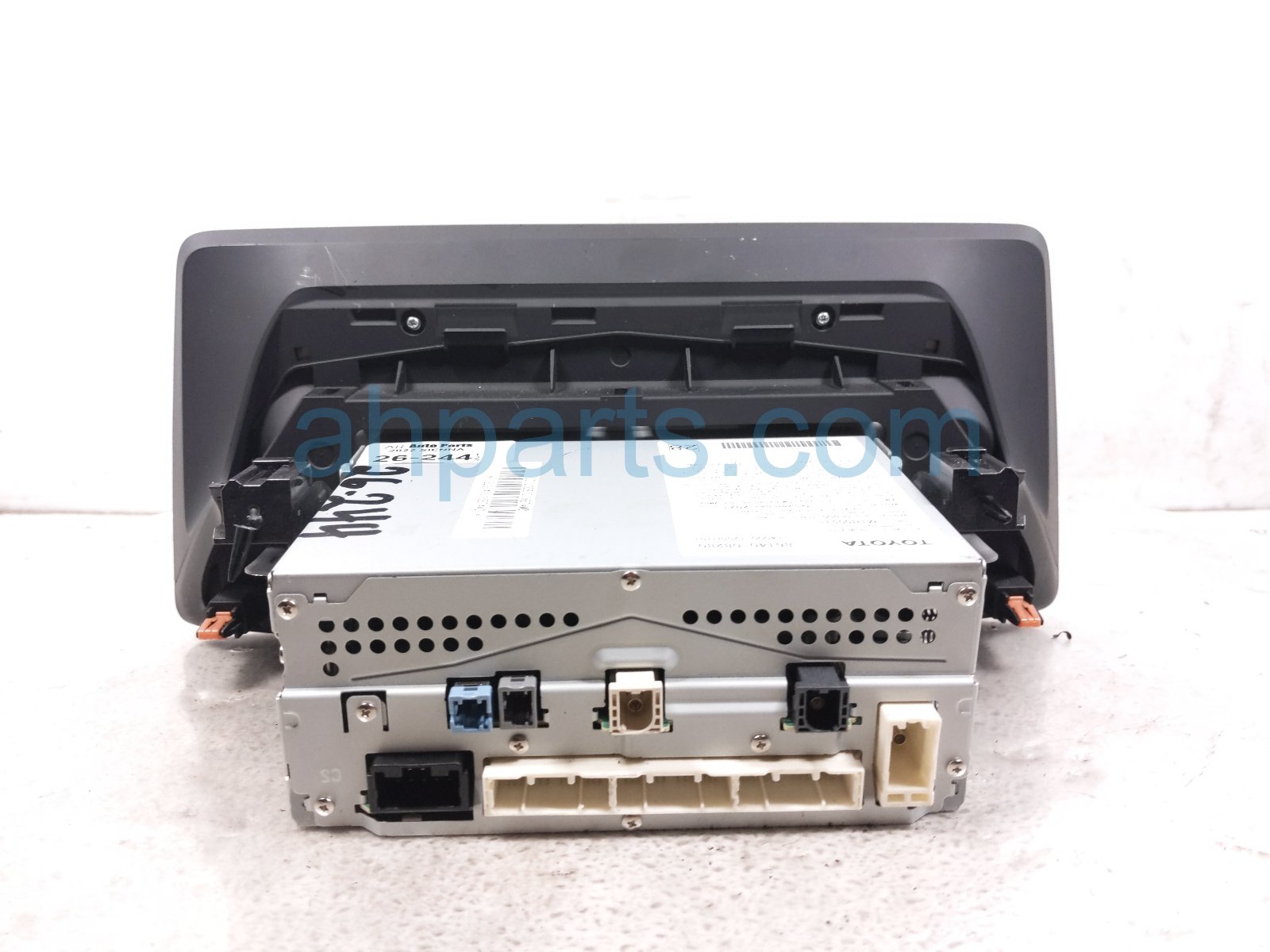 2022 Toyota Sienna Radio Receiver & Display Assy Xle 86140 08280 Replacement 2022 Toyota Sienna Radio Receiver & Display Assy Xle 86140 08280 Replacement thumbnail